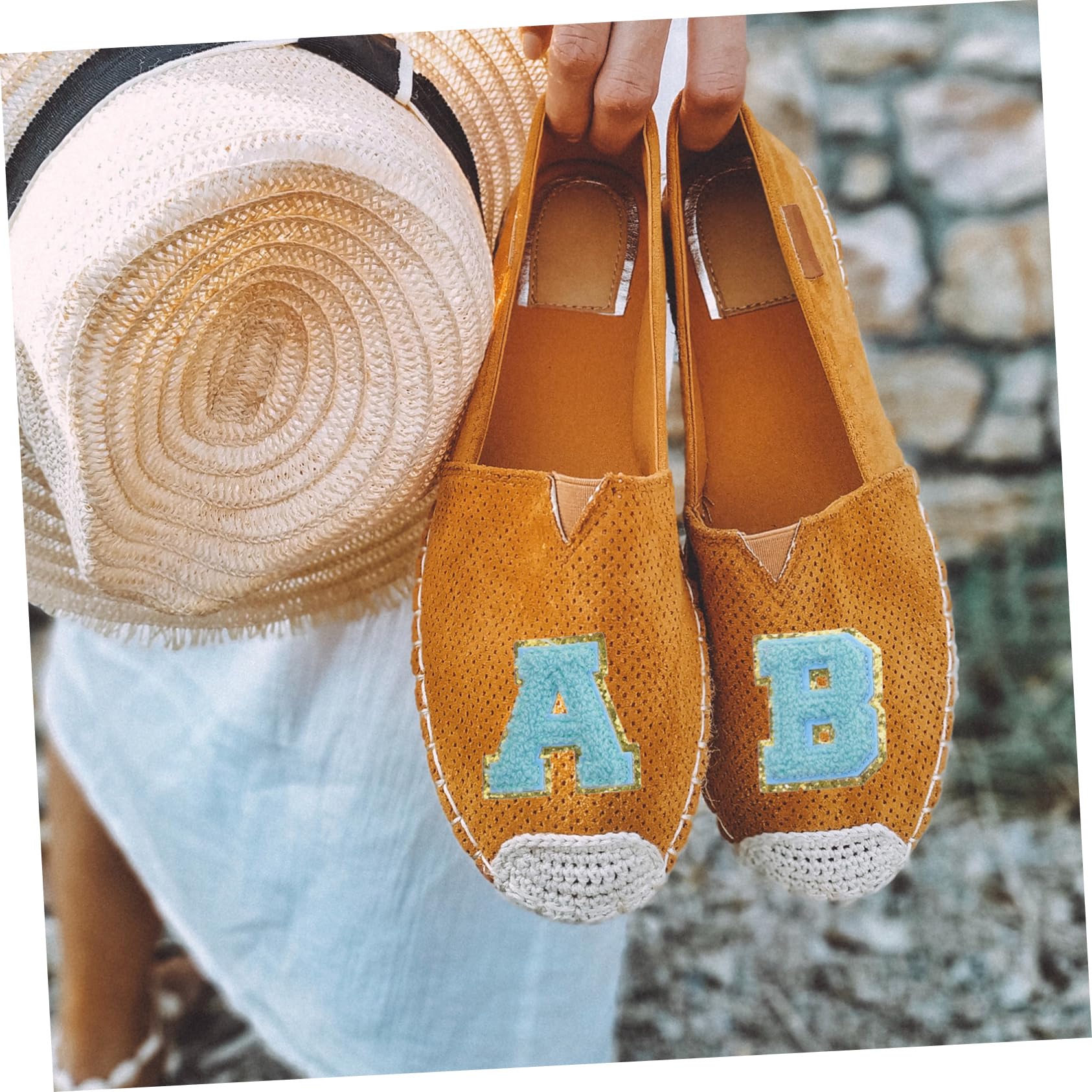 STOBOK 52pezzi Toppe Decorativa Ricamate Per Cucito Adesivi Multiuso Per Riparazione Abbigliamento Jeans Borse e Cappelli Di Patches Lettera