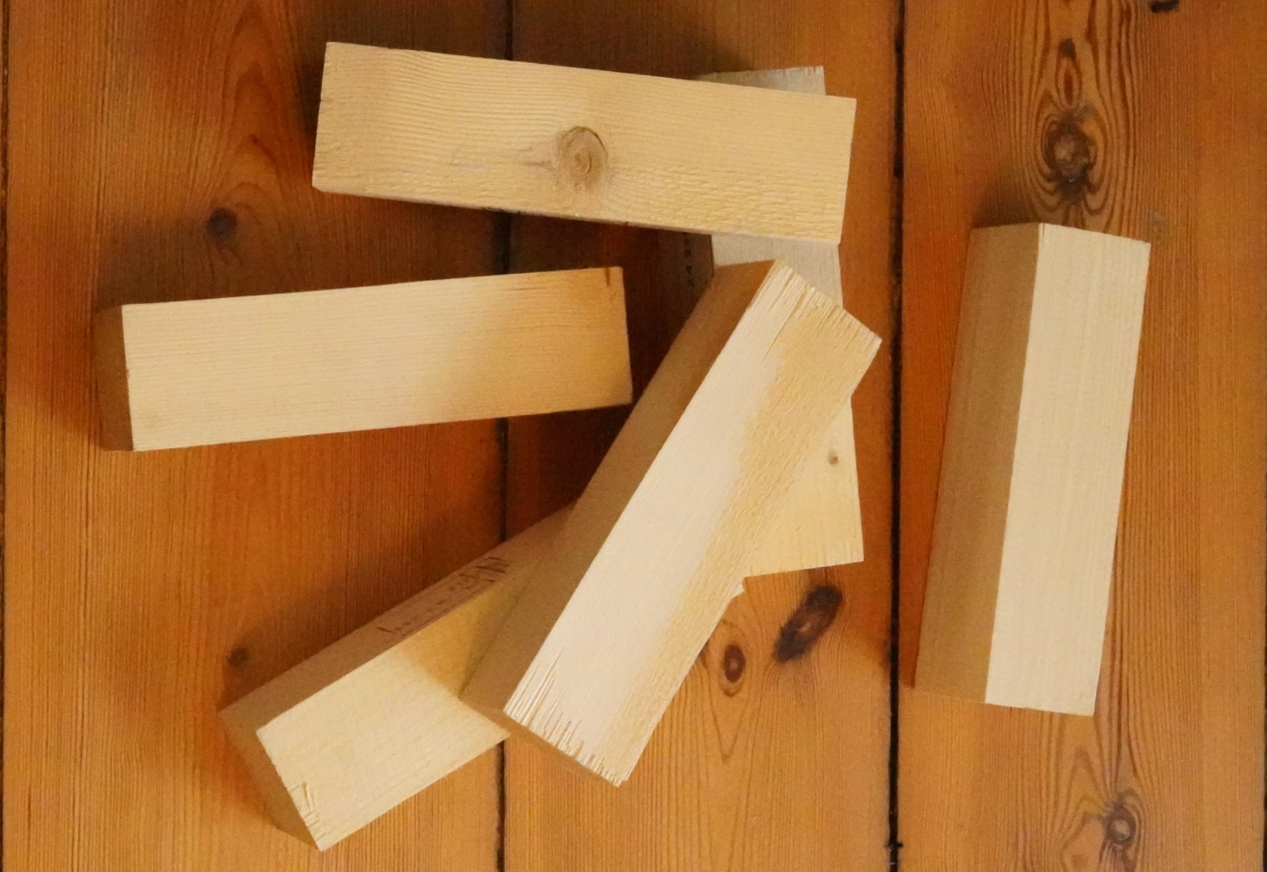 Ręcznie wykonane klocki z drewna sosnowego, naturalne drewno, 21 x 8 x 8 cm, 4 sztuki, do projektów budowlanych i majsterkowania