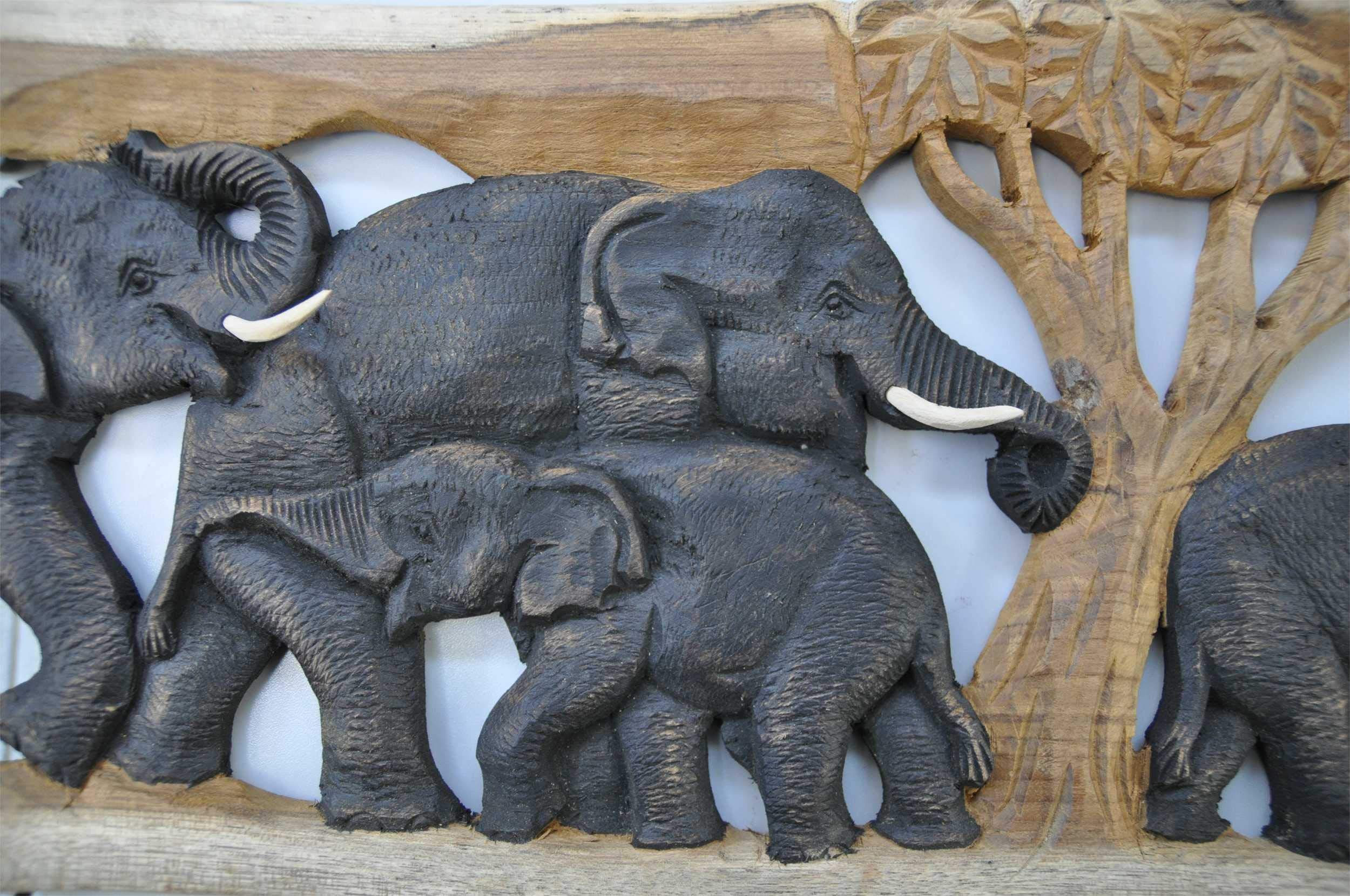 Thaiboo Elefanten Wandbild Wandrelief aus Treibholz Afrikadeko Thailand | Jedes Stück ein Unikat aus ausgewähltem Treibholz - mit Stoßzähnen, Aufhängung hinten