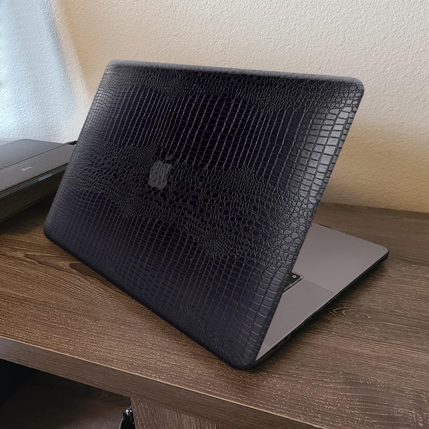 Amazon.co.jp: Crocodile MacBook Air 33 cm ケース M1 2021-2018