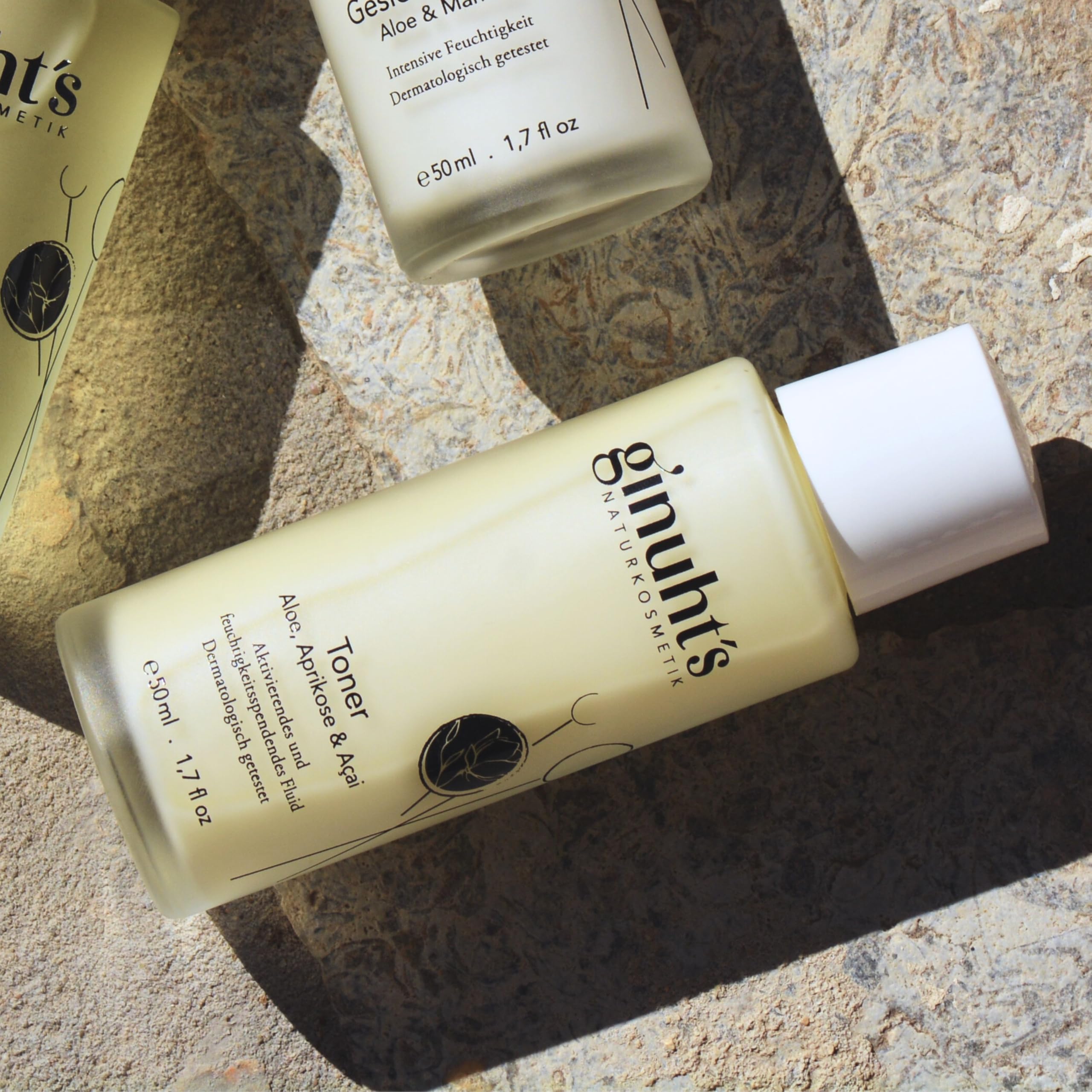 ginuht´s NATURKOSMETIK Gesichtstoner 100% Bio regenerierend & hautstraffend | Toner für alle Hauttypen | Aktivierendes Fluid mit Aloe Vera, Aprikose & Açai (50ml)
