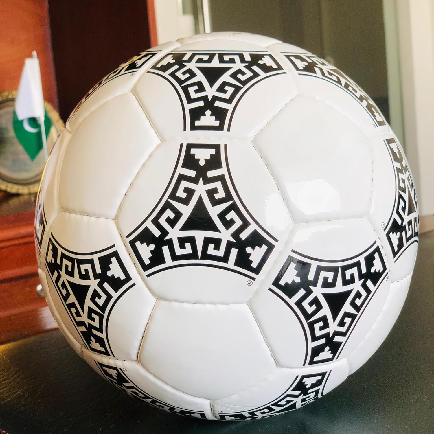 World 1986 Mexico Finale Pro Match Famous Football Replica, Hand-Stitched Soccer Association Ball Official Size 5 Best Birthday Gift for Soccer Collector’s – KL400