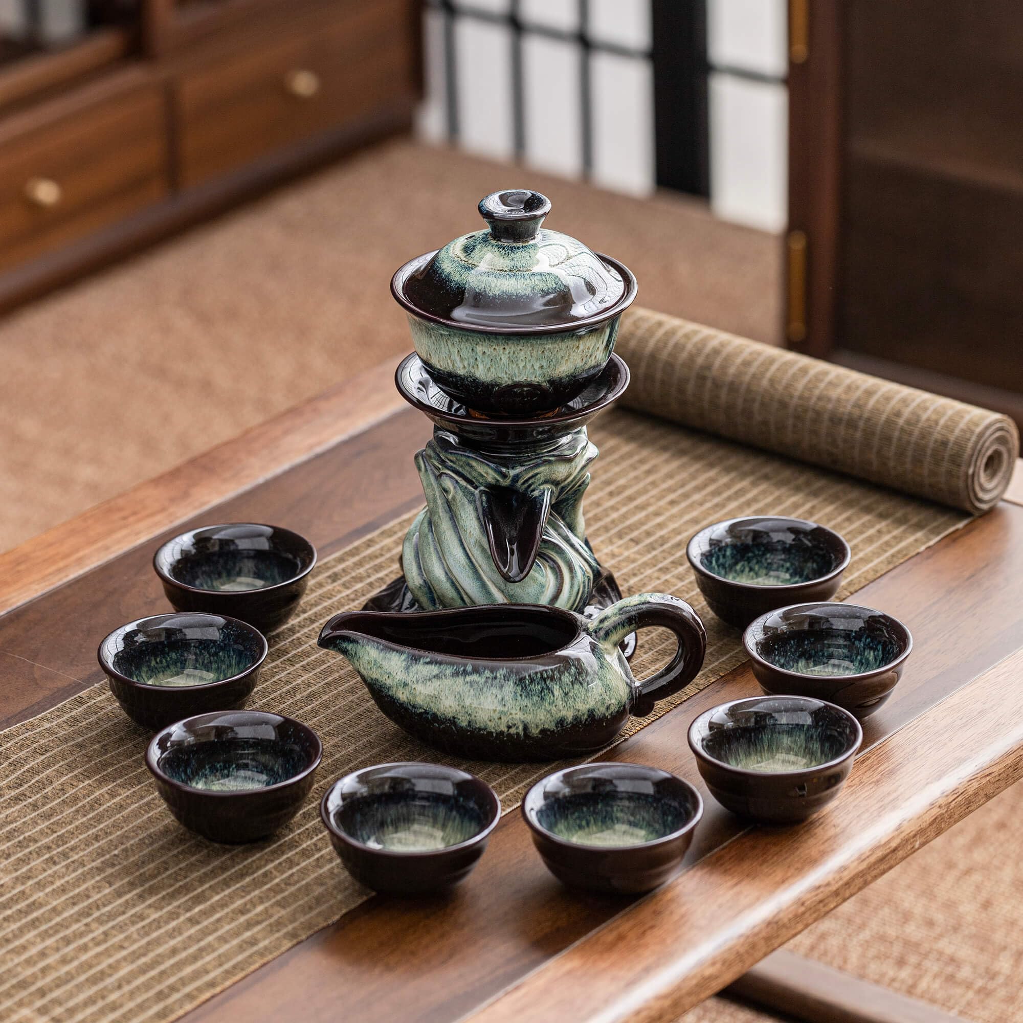 Zurucily Kungfu Tea Sets Ceramic Teapot with Infuser Loose Leaf Tea Teapot with 8 cups (Gradient Hand)