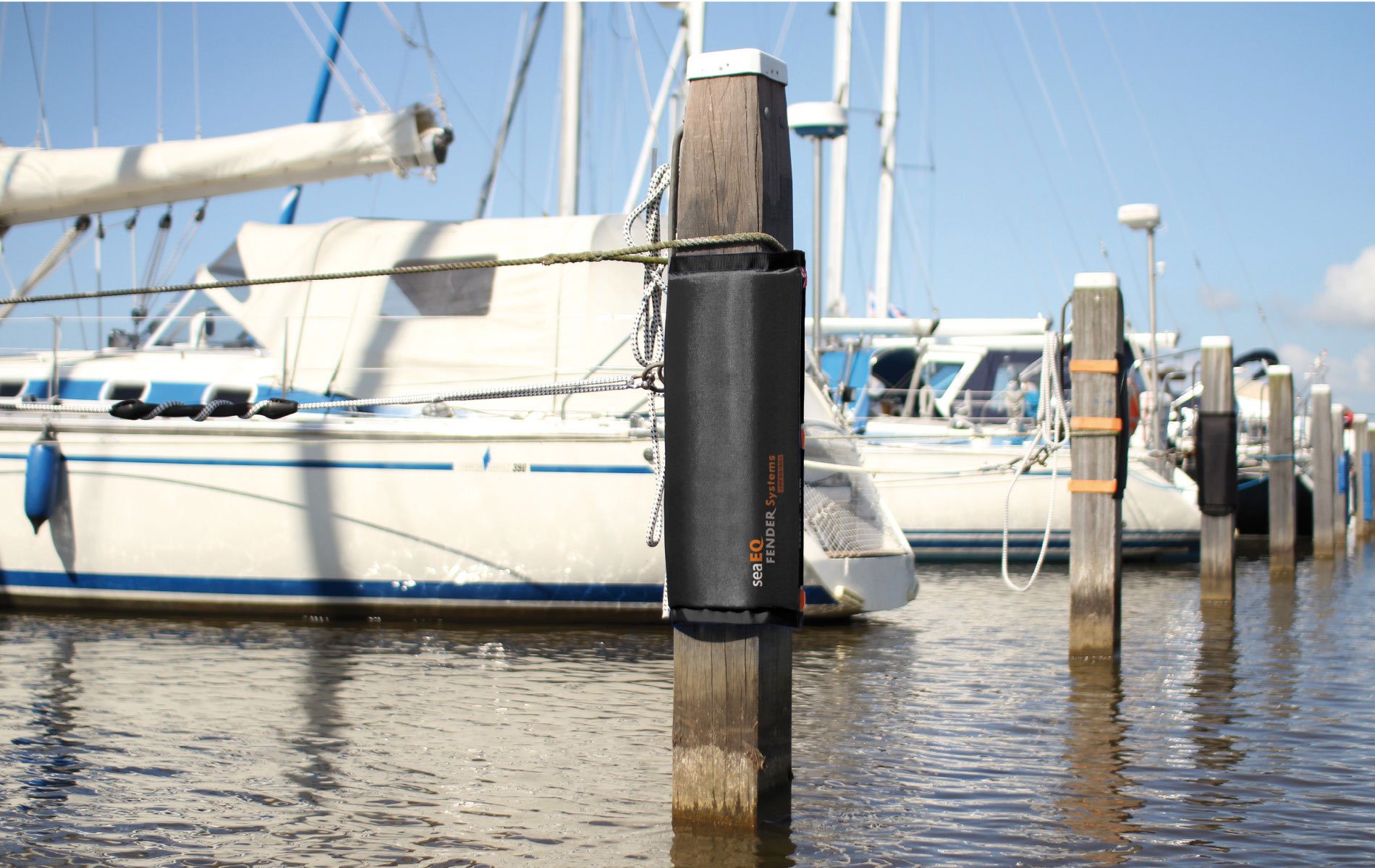Pfahlfender 40/60 "kurz, breit L, mit Spanngurtsystem PFS 810 für Dicke Pfähle, Dalbenfender, Hafenfender PF 40/60 schwarz