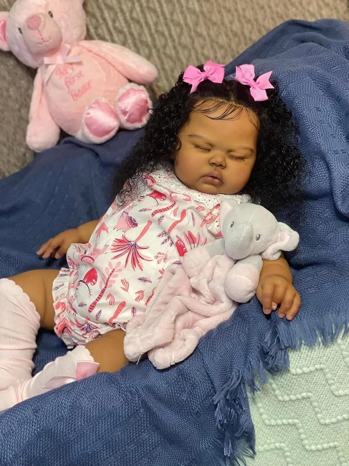 Angelbaby Black Girl Reborn Baby Dolls 19 Inch Realistic African American Baby Dolls Sleeping Newborn Doll with Brown Skin, Chubby Reborn Toddler with Curly Hair Gift for Age3+