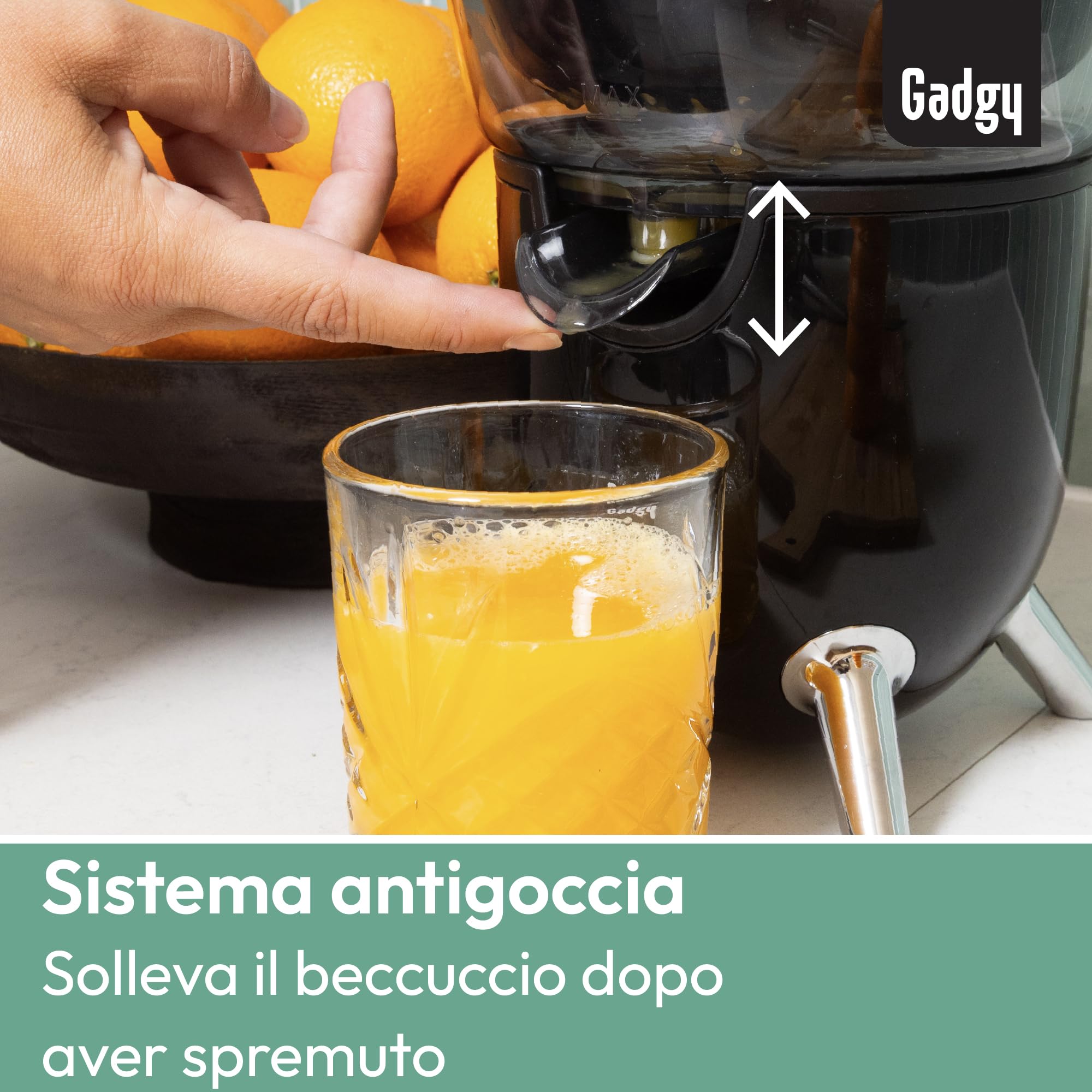 Gadgy Spremiagrumi Elettrico 100W – Estrattore di Succo Compatto con Beccuccio Antigoccia, Coperchio Antipolvere e Piedini Antiscivolo - Succhi Freschi di Arancia, Limone e Lime | Per Arance Limoni Lime e Pompelmi con Piedini Antiscivolo e Coperchio Antip