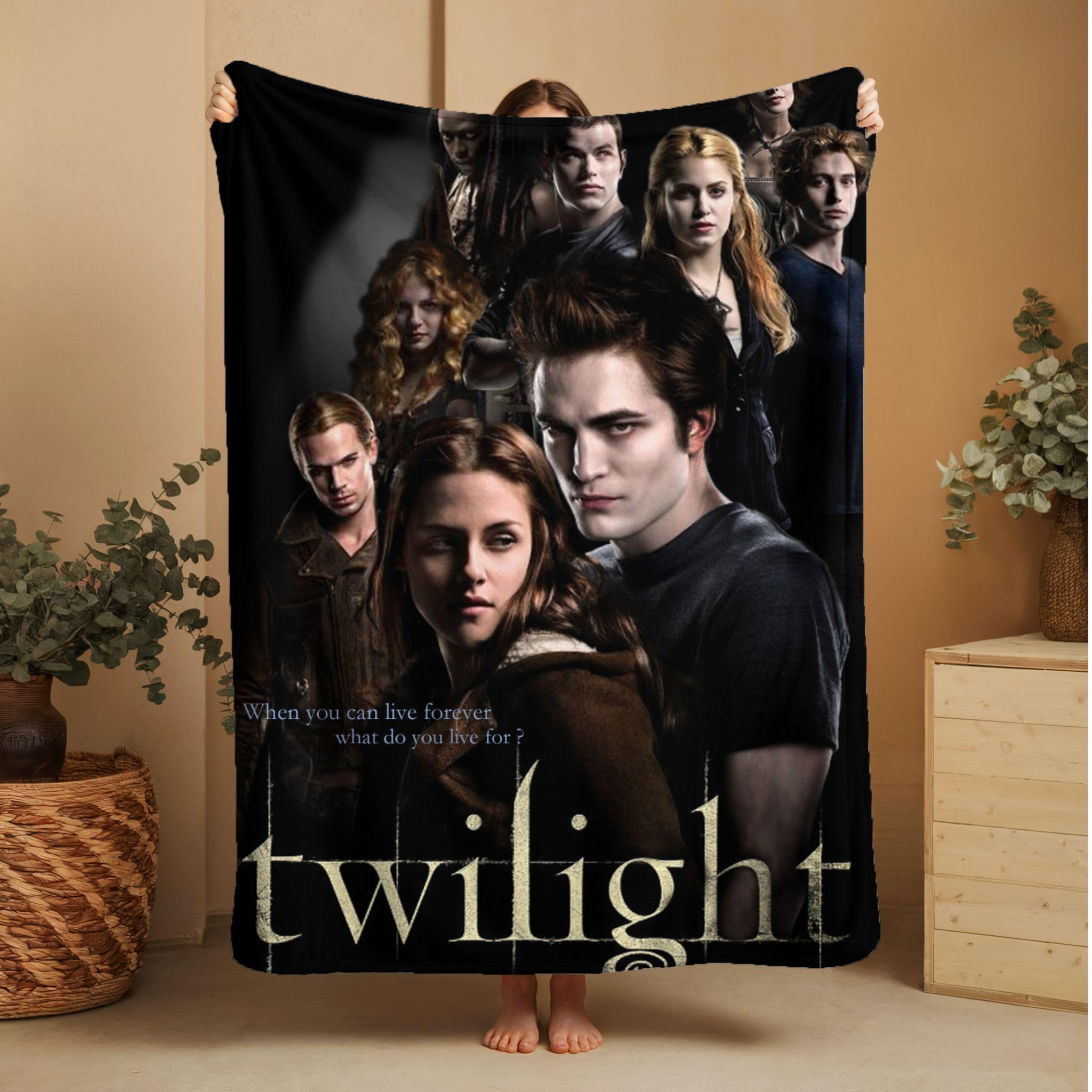 Horror Movie Blanket - Twilight - Vampire Romance| Fantasy Fleece | Twin Duvet
