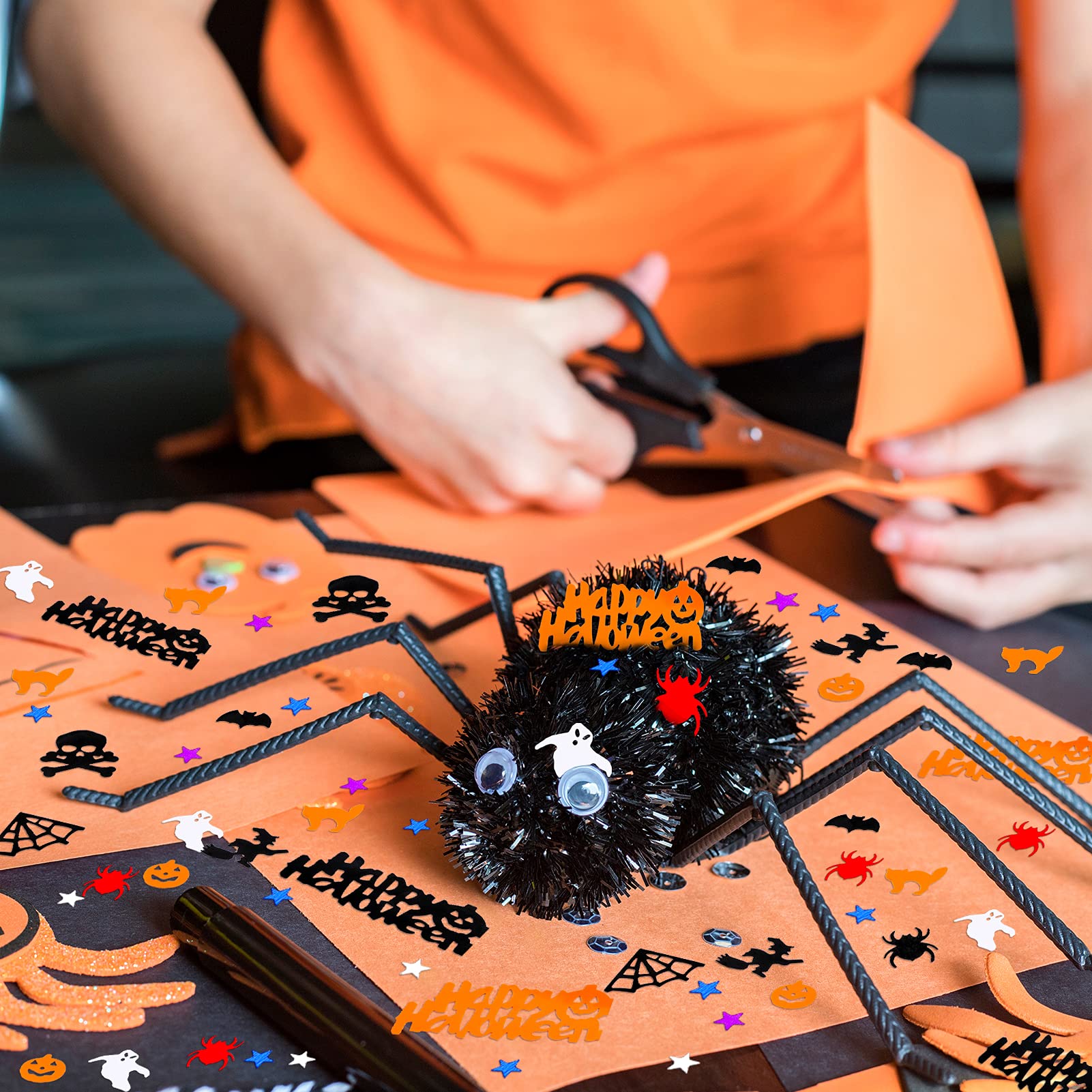 Halloween Konfetti 60 G – Mit Spinnen, Fledermäusen, Kürbissen In Orange, Schwarz, Weiß Für Tischdeko & Party