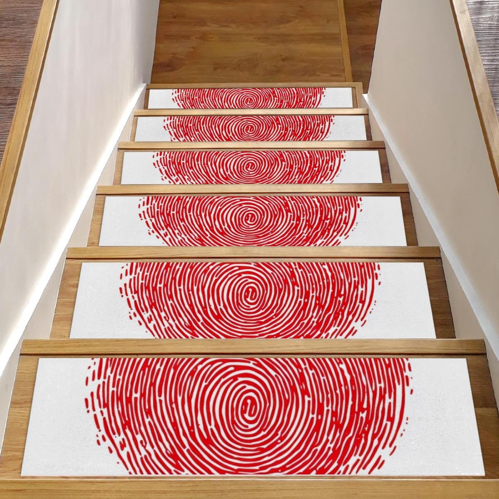 Tapis d'escalier antidérapant sur bois sécurise les marches pour chien et enfant