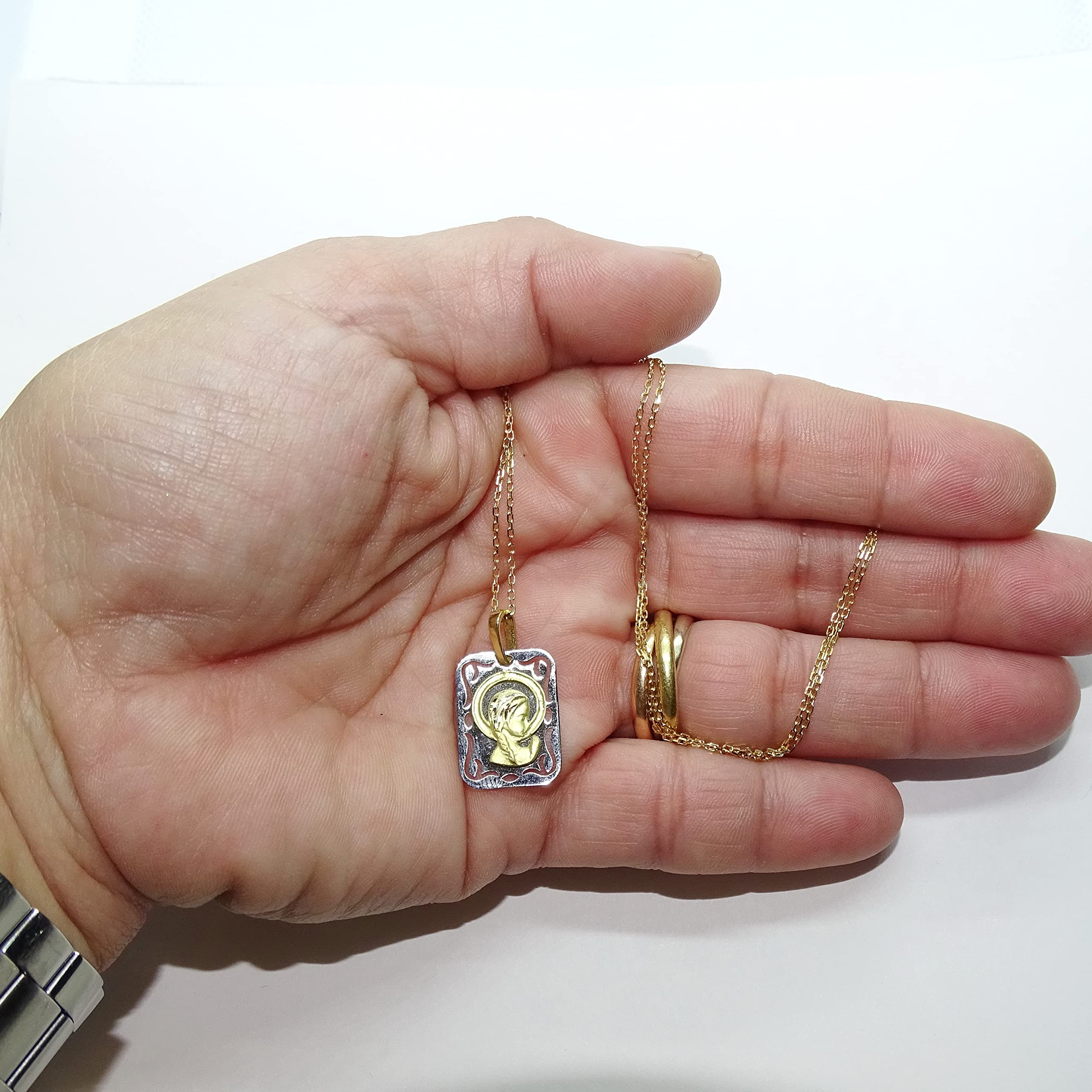 Naszyjnik i Medalion Maryja Panna Złoto 18K Kobieta | Wisiorek katolicki i włoski łańcuszek z ogniwami 45 cm | 3,15g Dwukolorowe złoto | Biżuteria | Religijny Prezent Chrzest Komunia Dziewczyna |
