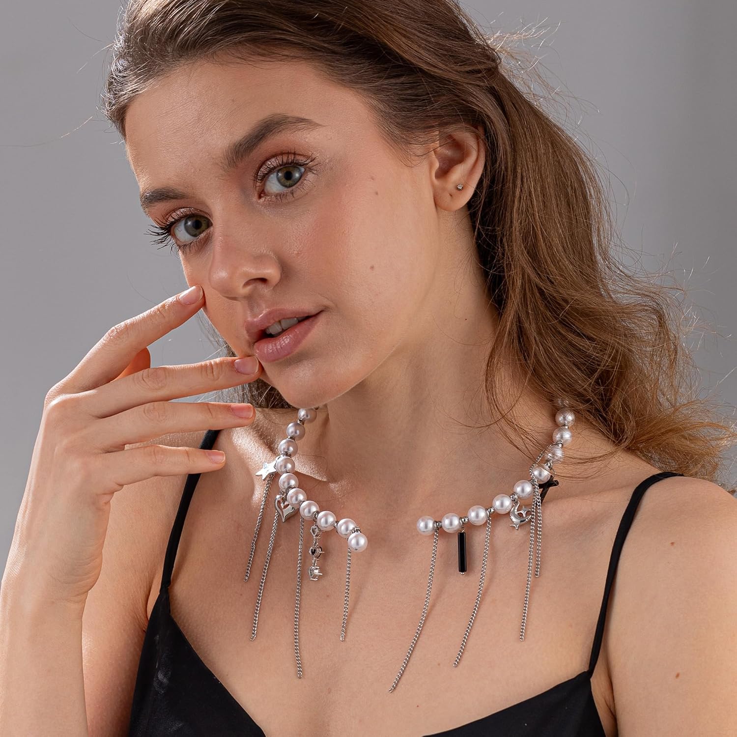 Round Imitation Pearls Necklace for Women 8MM, Adjustable White Pearl Open Choker, Pearl Choker Necklaces with Chains and Pendant, Handmade Pearl Jewelry Gifts for Women