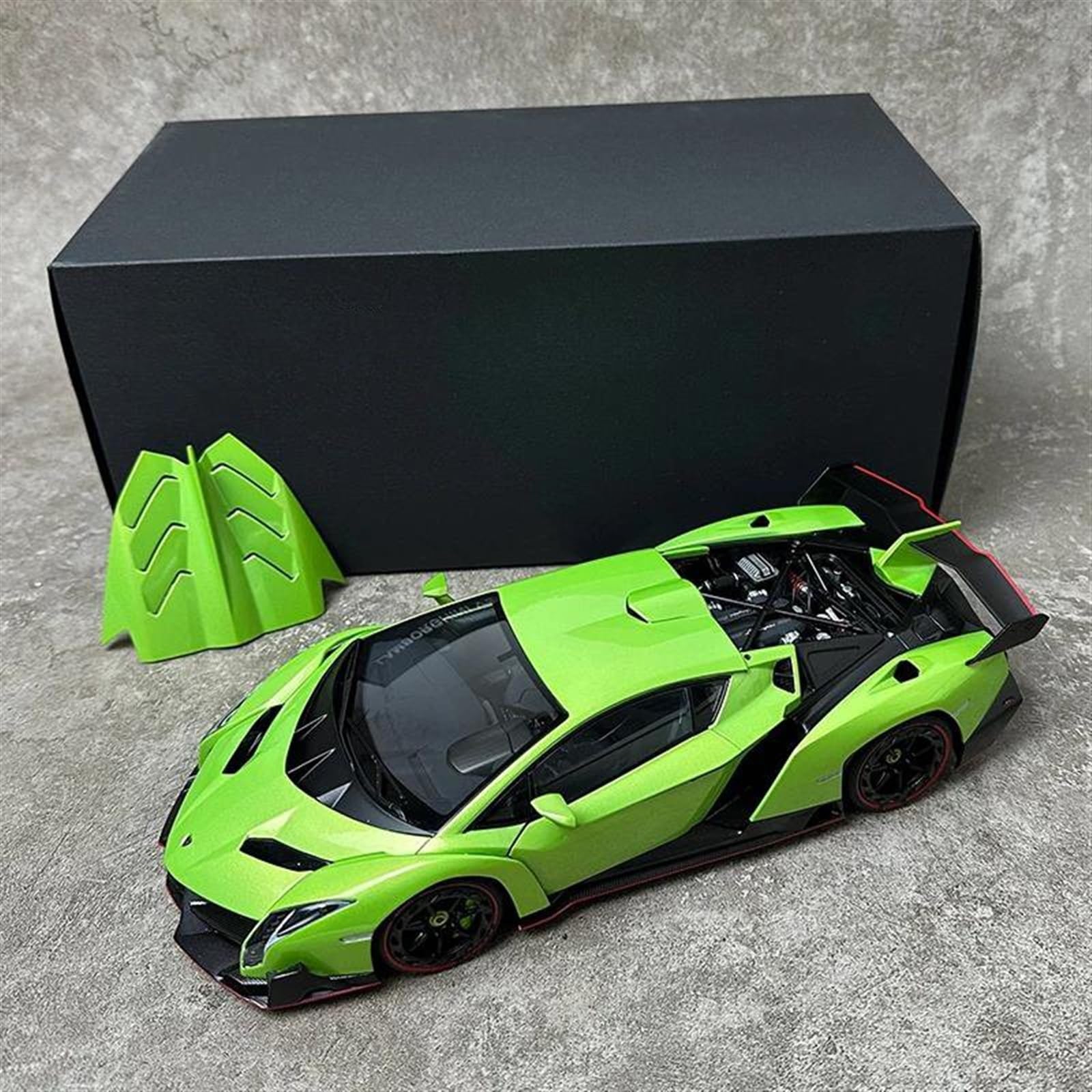 RSFIL Scale Model Vehicles 1:18 For Lamborghini Veneno Green