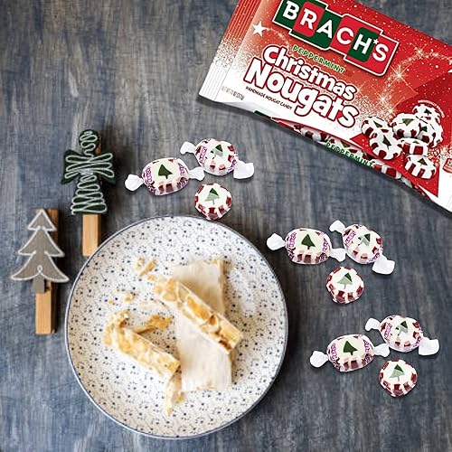 Miniatura 9 de Paquete de dulces de turrón de Navidad Incluye dos bolsas de 11 onzas de turrón de Navidad Brachs y un imán de nevera Bellatavo Dulces navideños
