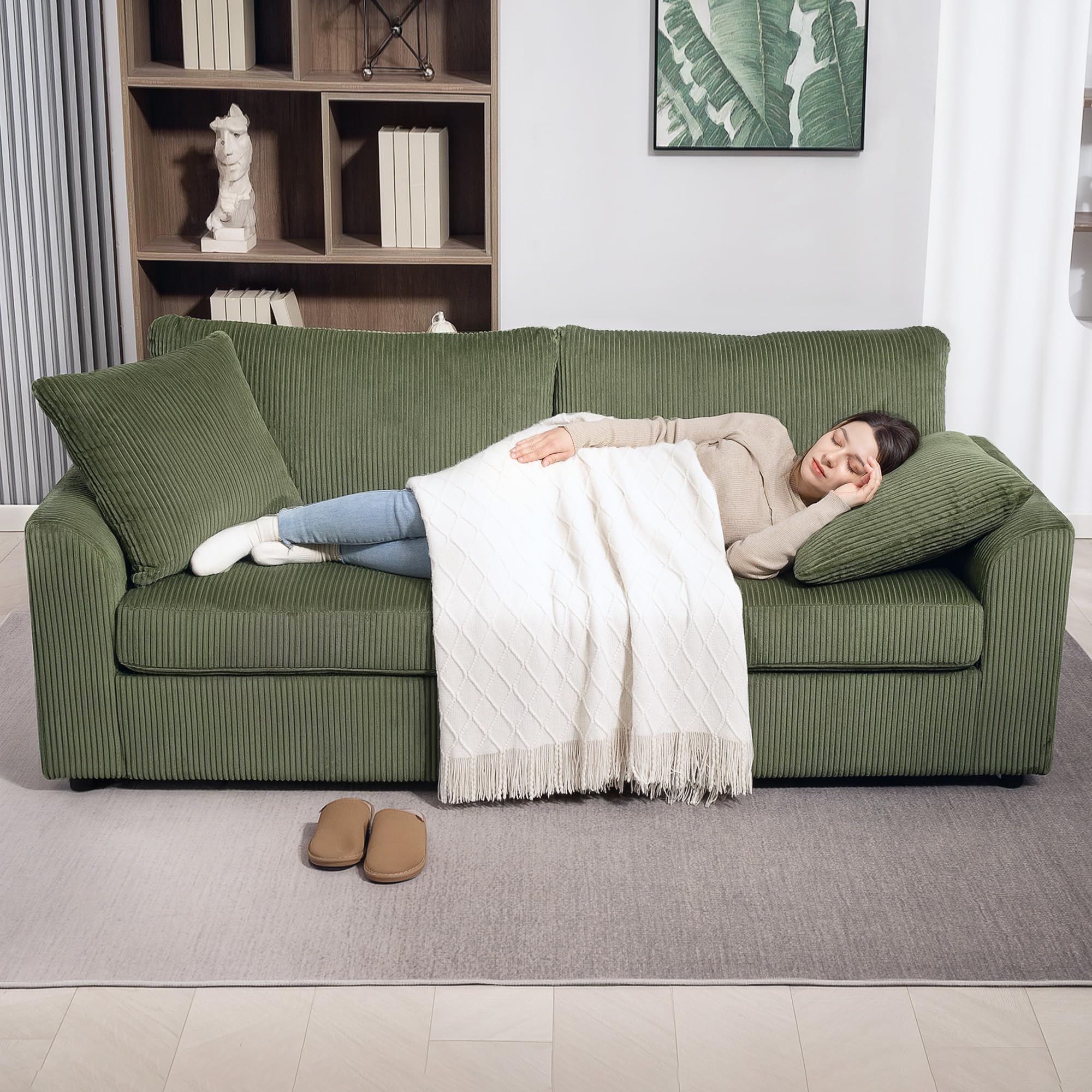 HOMCOM Sofá de 3 Plazas Sofá de Salón 212x80x88 cm Tapizado en Pana con 2 Almohadas Reposabrazos y Cojín de Muelles Diseño Moderno para Sala de Estar Dormitorio Verde