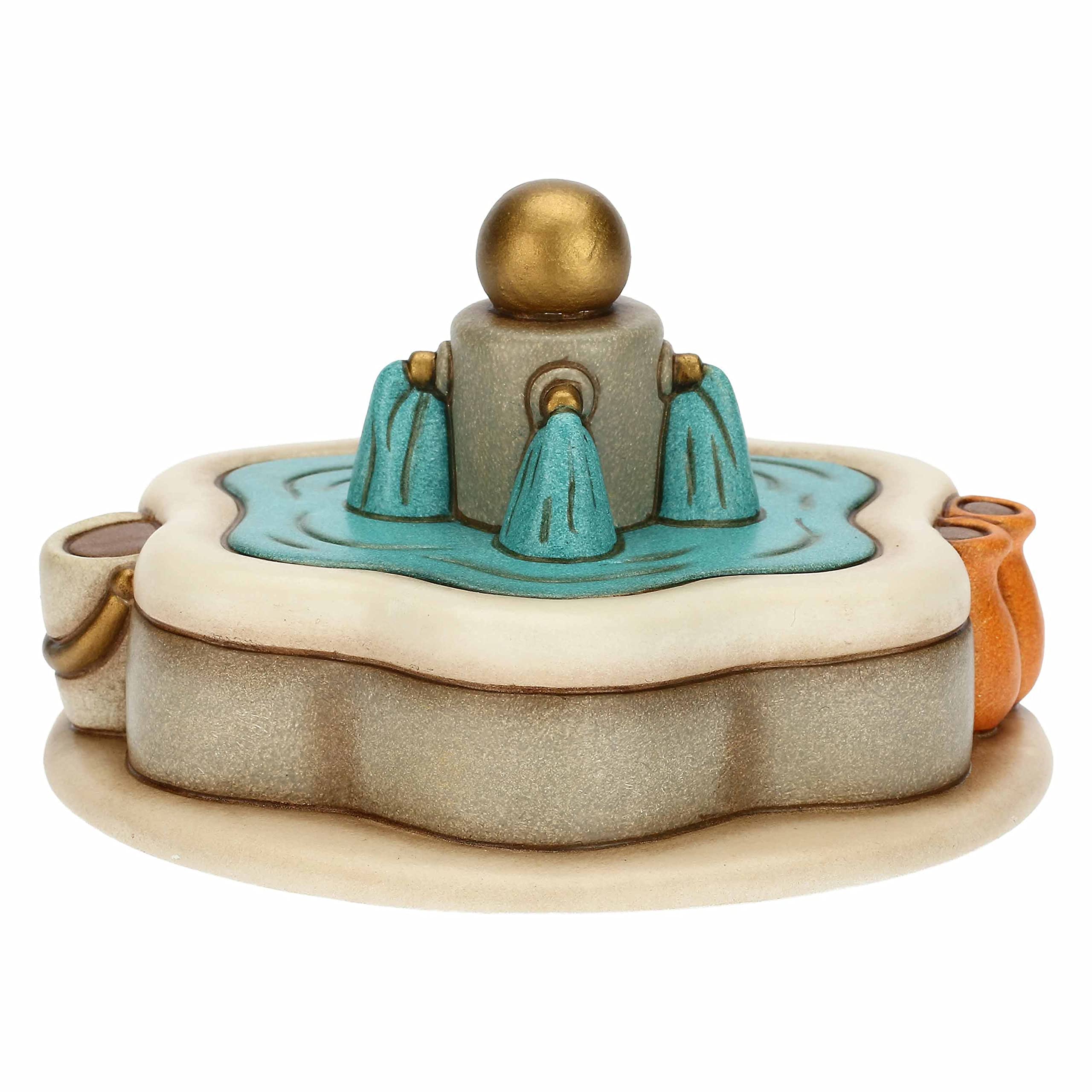 THUN - Presepe 2022 - Statuina Presepe Fontana in Ceramica Decorata a Mano - Linea Presepe Classico - 12x12x7 cm h