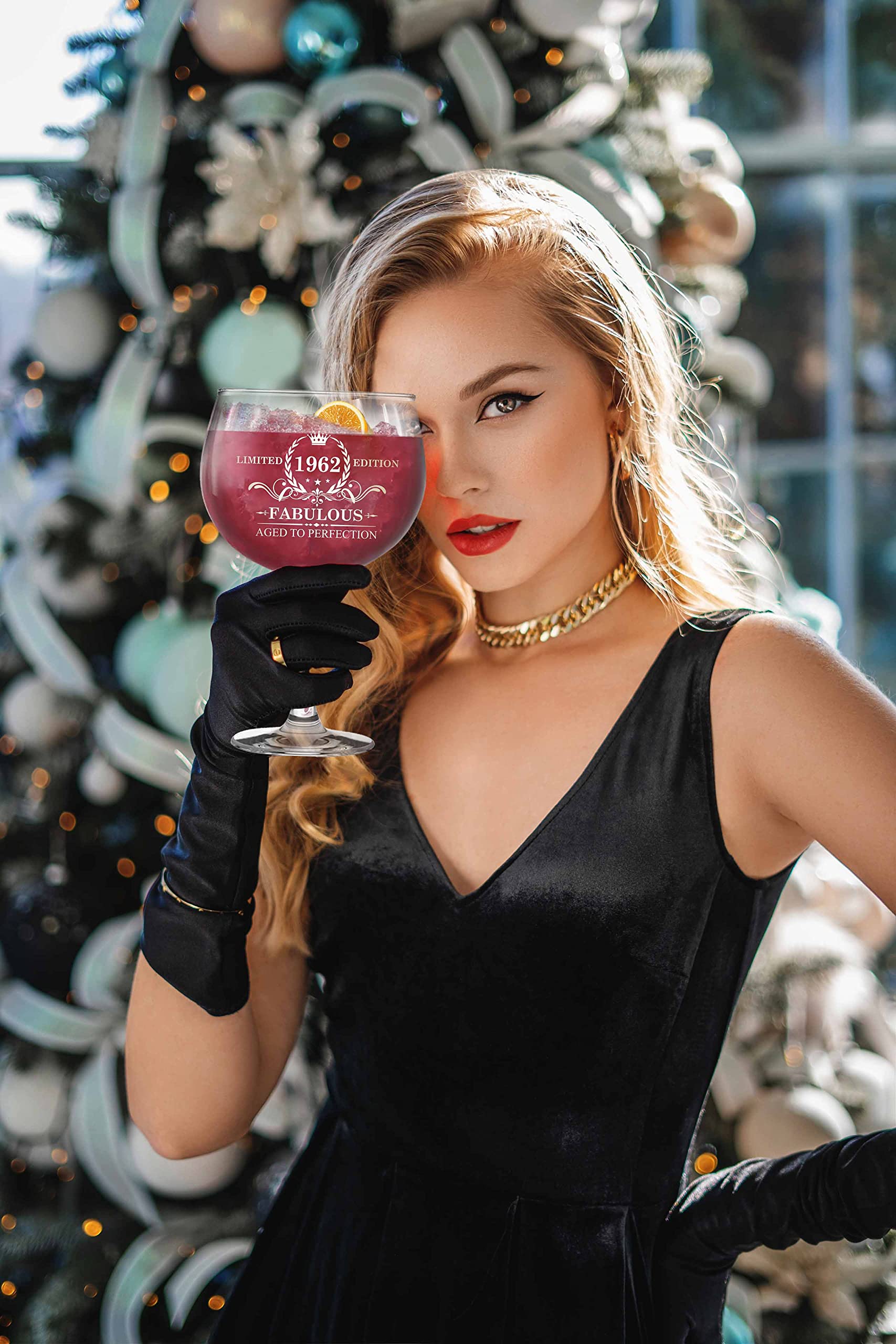 61th Birthday Gifts For Women - Vintage 1962 61th Birthday Decorations For Women - Best 61 Year Old Gifts Ideas For Wife, Mom, Grandma, Friends - Turning 61 Presents For Female - 22 Oz Wine Glass