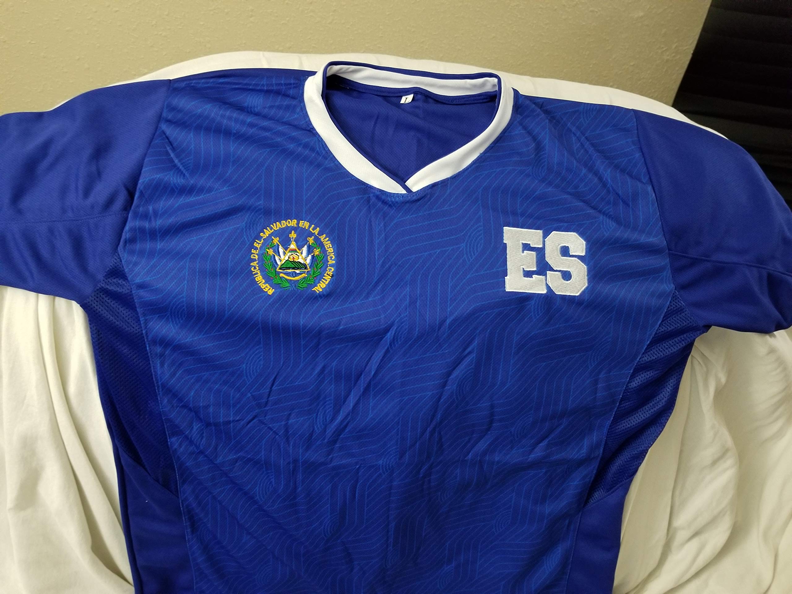 Buy Camisa Seleccion de El Salvador, La Camisa del país que te vío