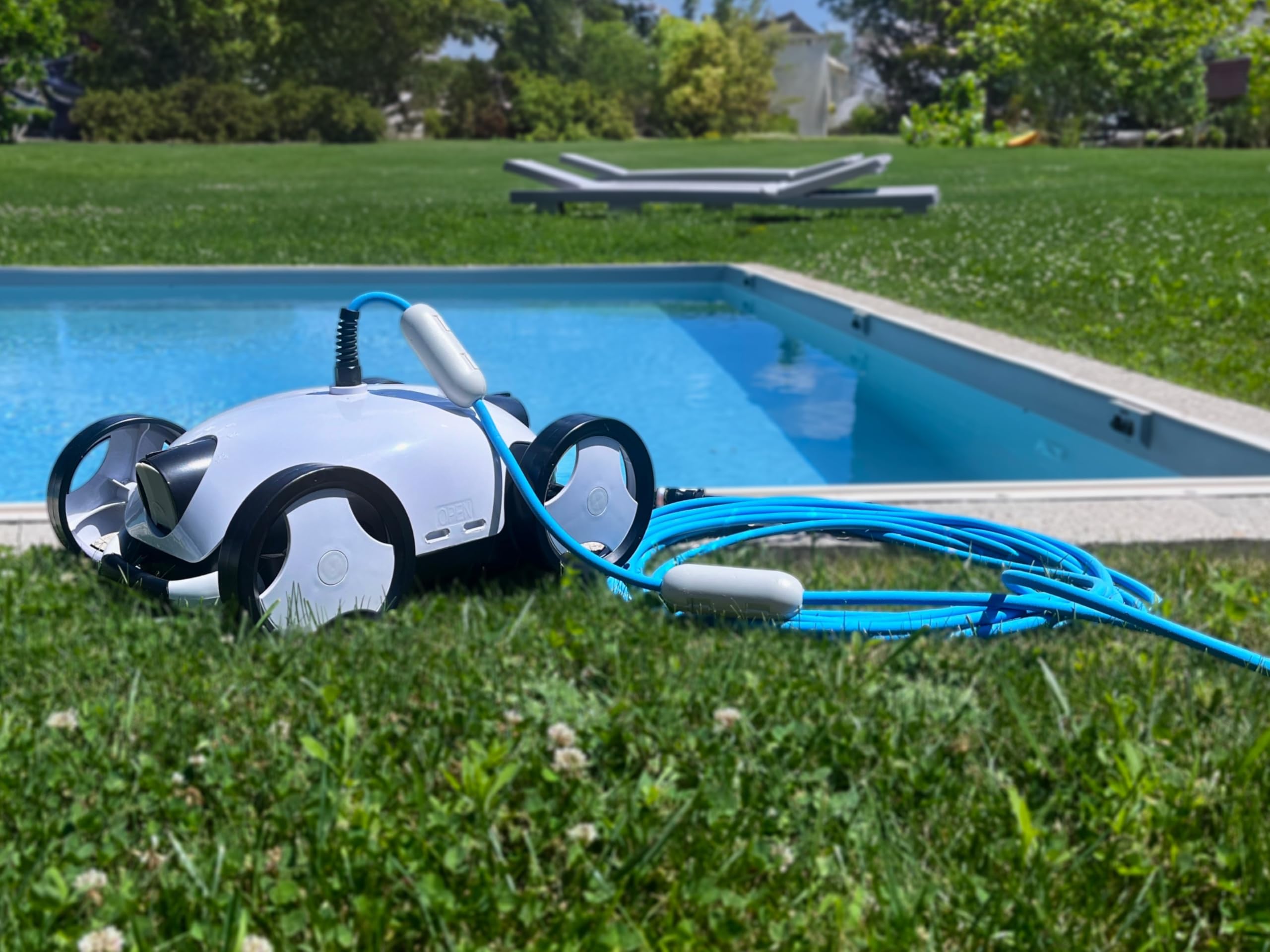 Bestway 58479 Robot Électrique Falcon pour Piscine à Fond Plat et Incliné Jusqu'à 30°