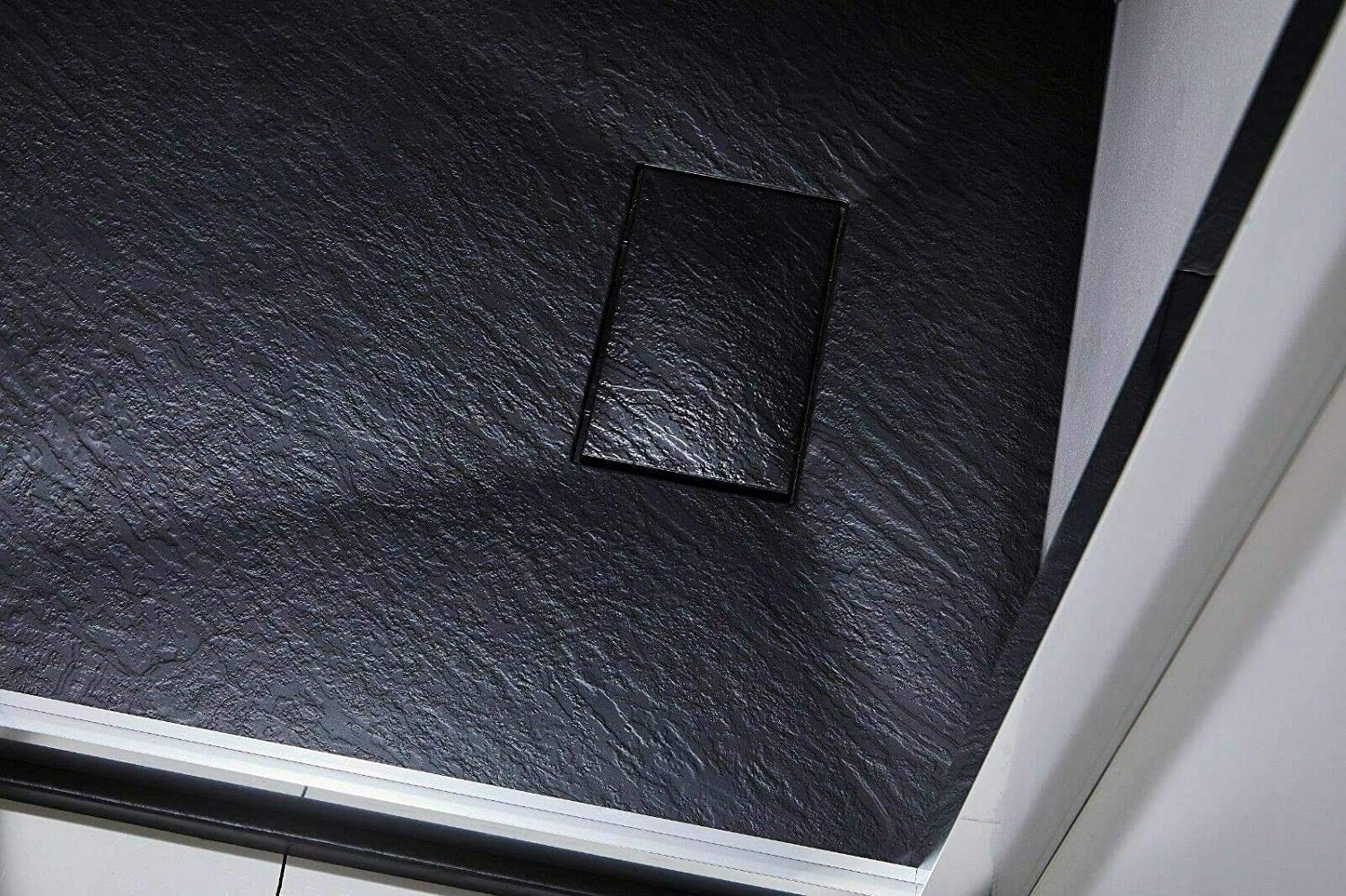 Piatto Doccia Spessore 2.6 Cm In Resina Effetto Pietra Stone Ardesia Filopavimento Antiscivolo Indistruttibile Riducibile Arredo Bagno Con Griglia Di Copertura Colore Nero (80 x 100 cm)