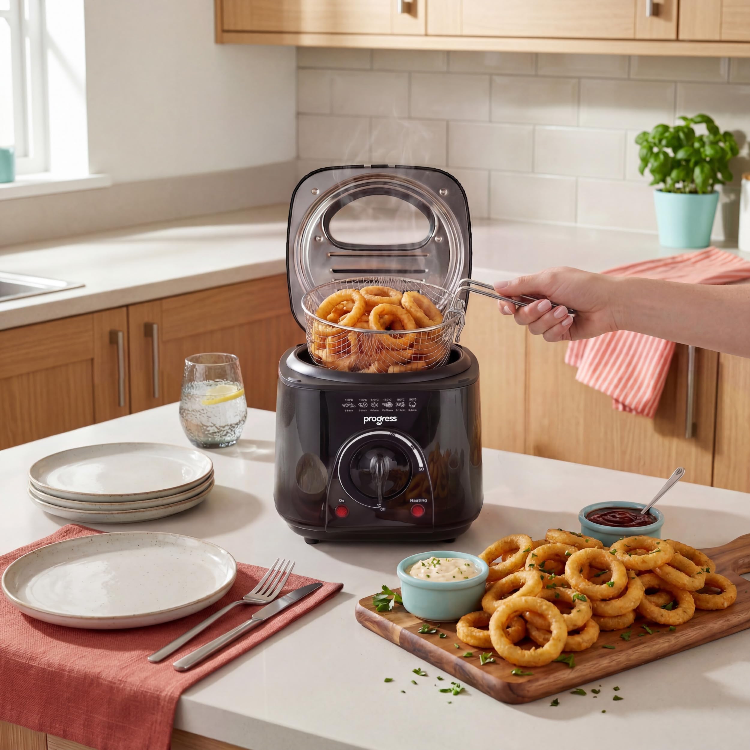 Progress Friteuse et appareil à fondue 2-en-1, 1 L, 190 °C | Cuve antiadhésive, température réglable, hublot de contrôle, voyants marche et prêt, panier, 6 fourchettes