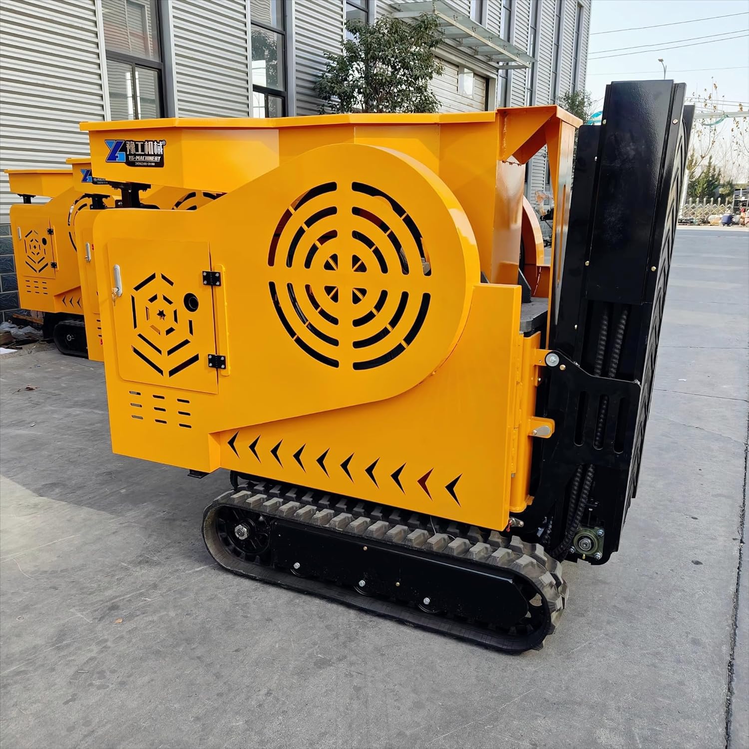 Mini Tracked Mobile Crusher Plant, Portable Rock & Stone Crushing Machine, Mobile Concrete Recycling Crusher for Quarry Aggregate Processing, Mining & Road Construction