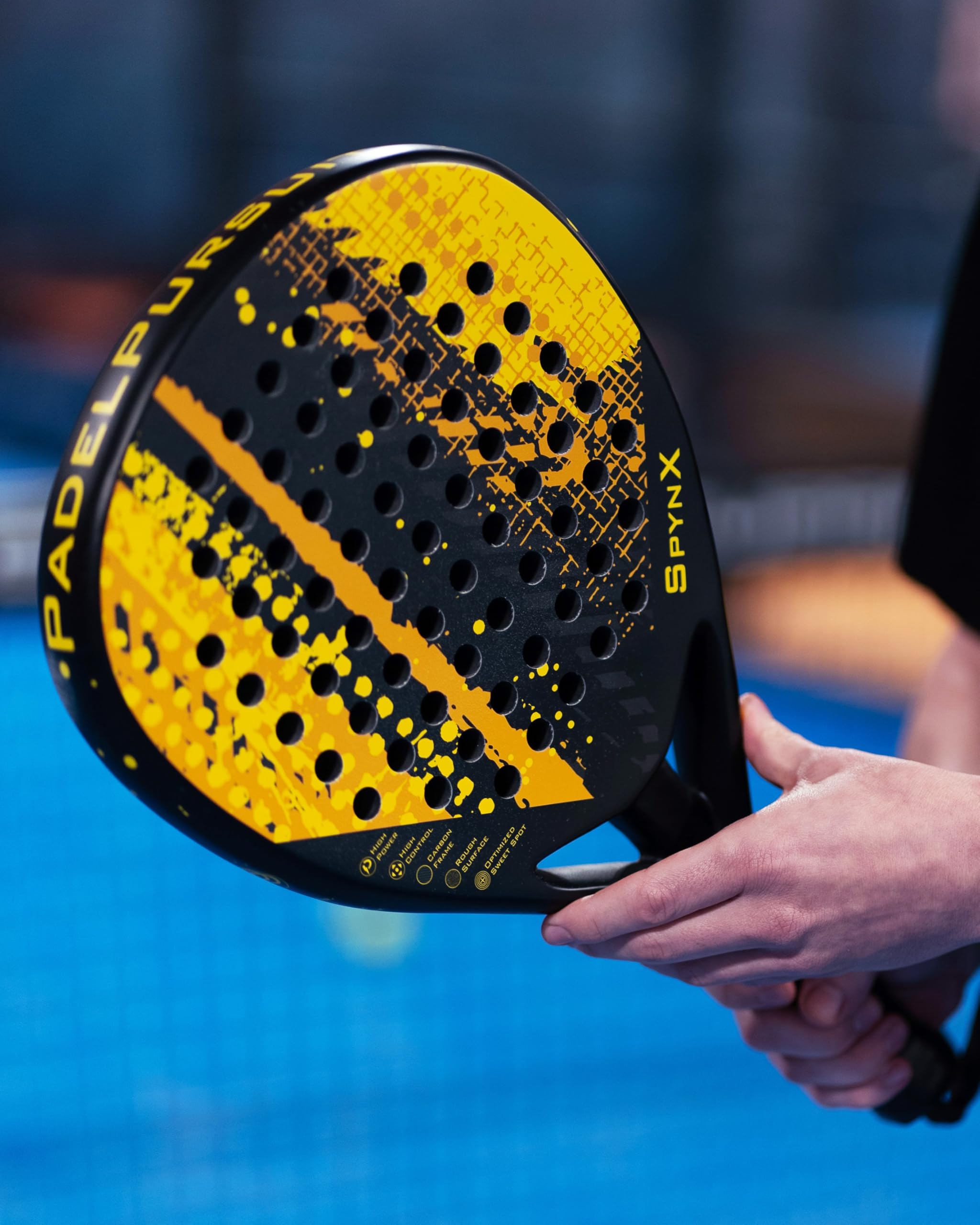 SpynX - Padel Schläger 100% Kohlefaser, Spezial-Oberfläche für verbesserten Spin, Paddle Tennis für Männer & Frauen - 360g Leicht & langlebig - Kostenlose Schlägerhülle inklusive