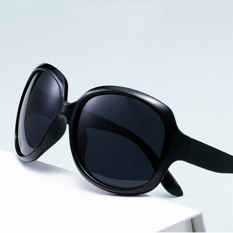 Black Oversized Sunglasses Polarized Lenses New with Case Amazon.com: Joopin Oversized Sunglasses Womens Trendy  main image 3
