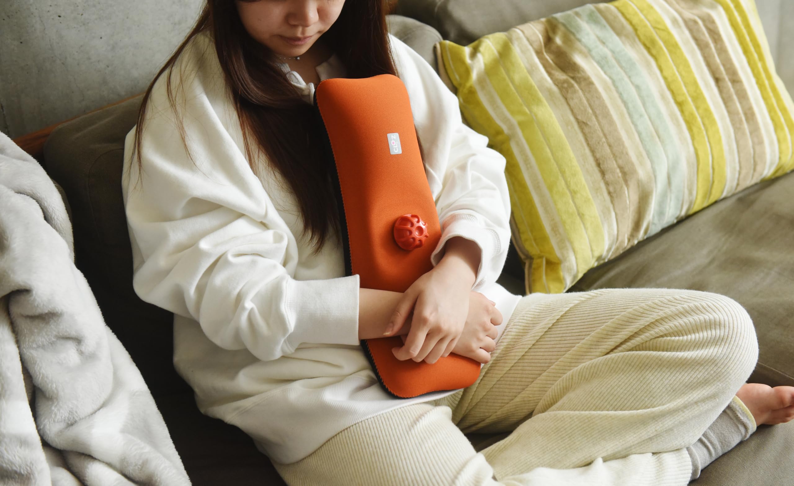 Amazon.co.jp: クロッツ やわらか湯たんぽ 棒型タイプ (オレンジ(裏