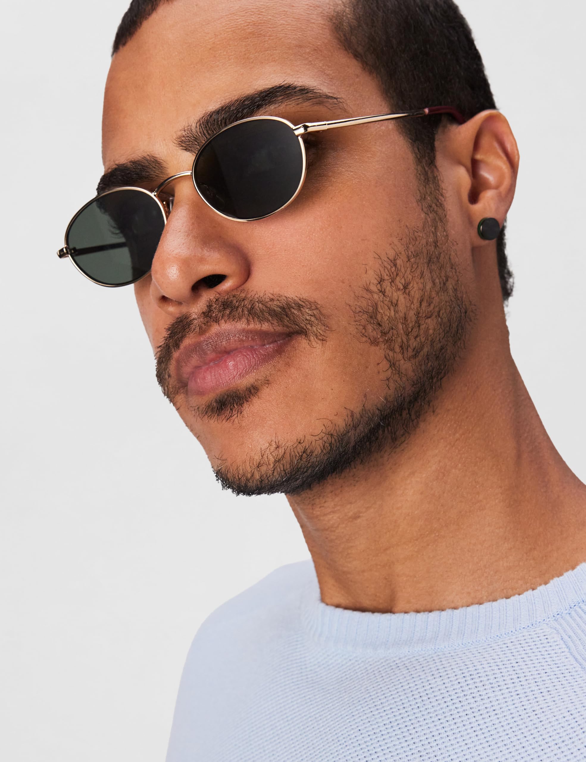 Lacoste Clous d'oreilles pour Homme Collection LACOSTE BASELINE disponible en version noire ou argentée