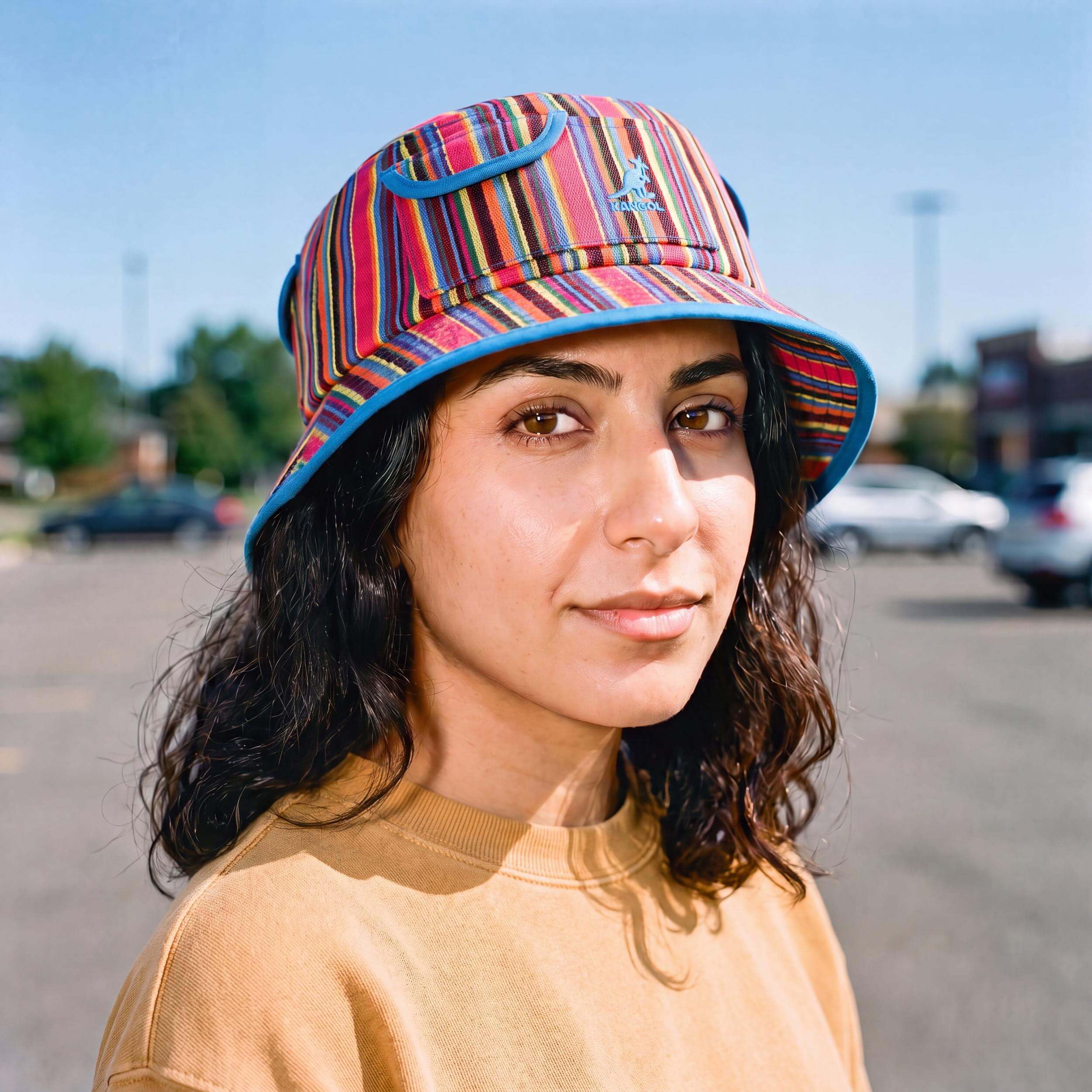 Kangol Cappello Multi Color Stripe Bucket Donna/Uomo - da Pescatore Sole Primavera/Estate Estate