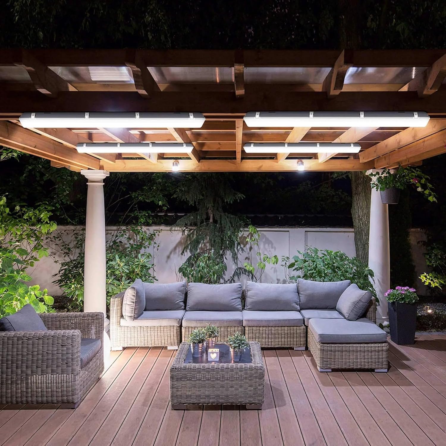 Koda 46-inch LED Shop Light back view