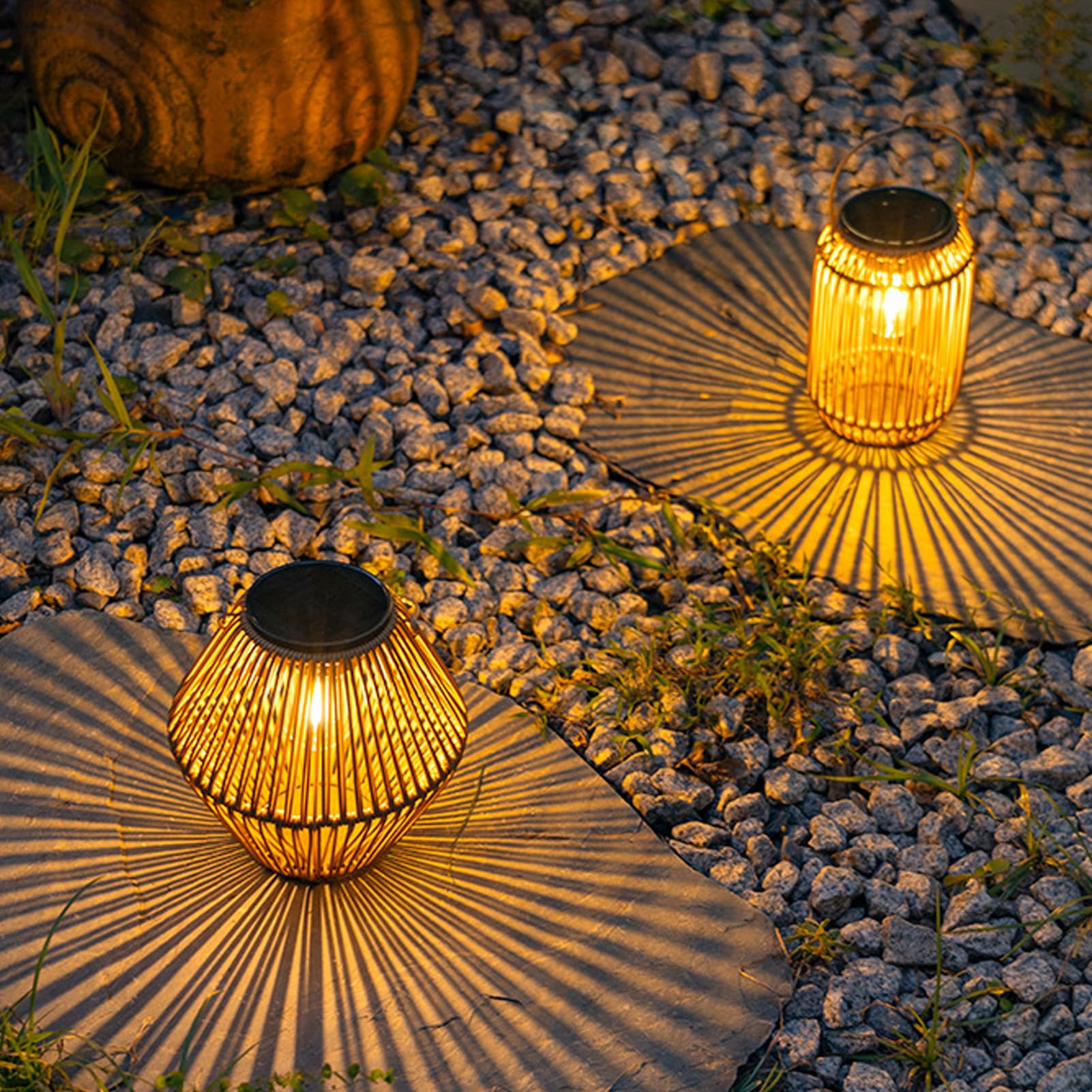 Solarlampen für Außen Garten Hängend, IP65 Wasserdicht Metall Rattan Solar Laternen für Draußen mit Helle LED Glühbirne, Solarlaterne Solarleuchten Gartendeko für Patio Terrasse Balkon Deko Wetterfest