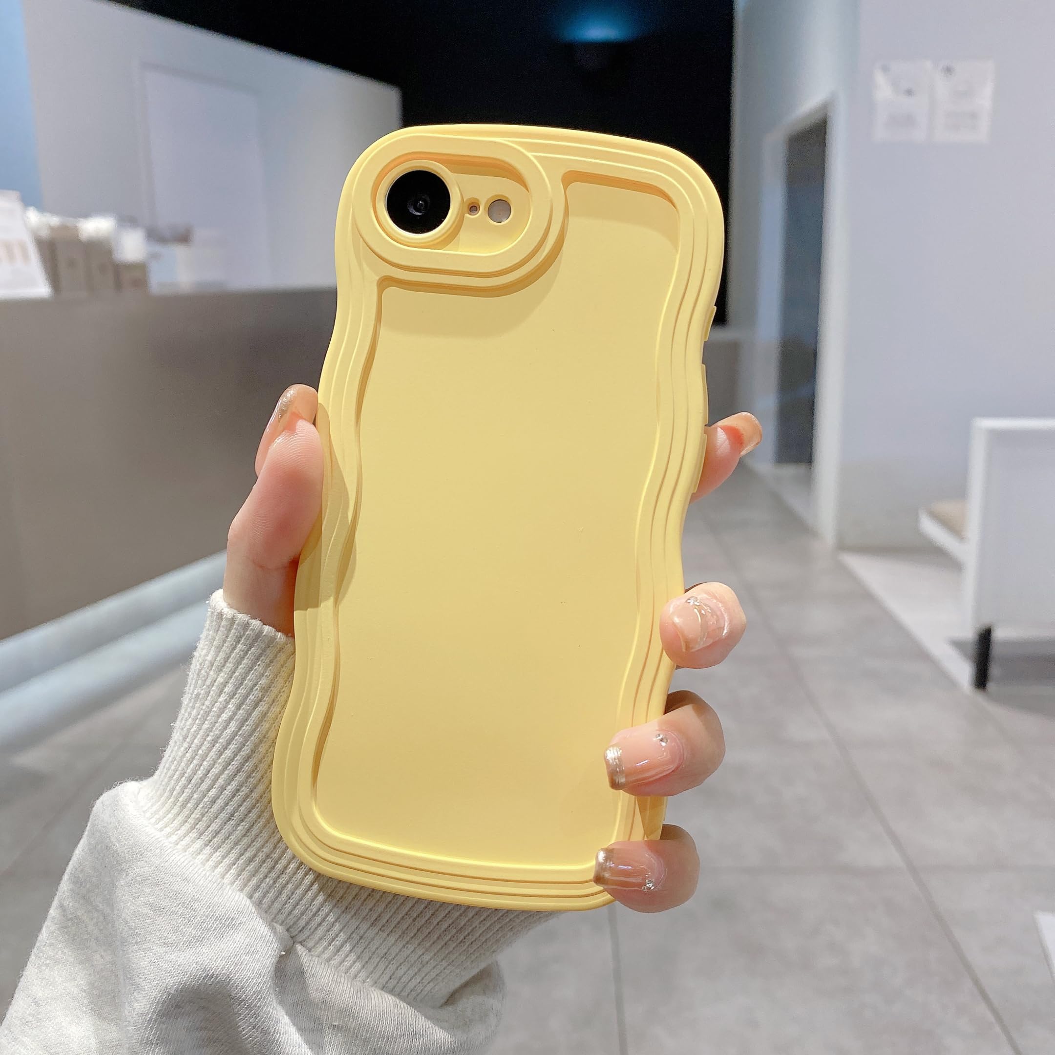Amazon.co.jp: UEEBAI 対応 iPhone 16e/iPhone se4 用の ケース ソフト