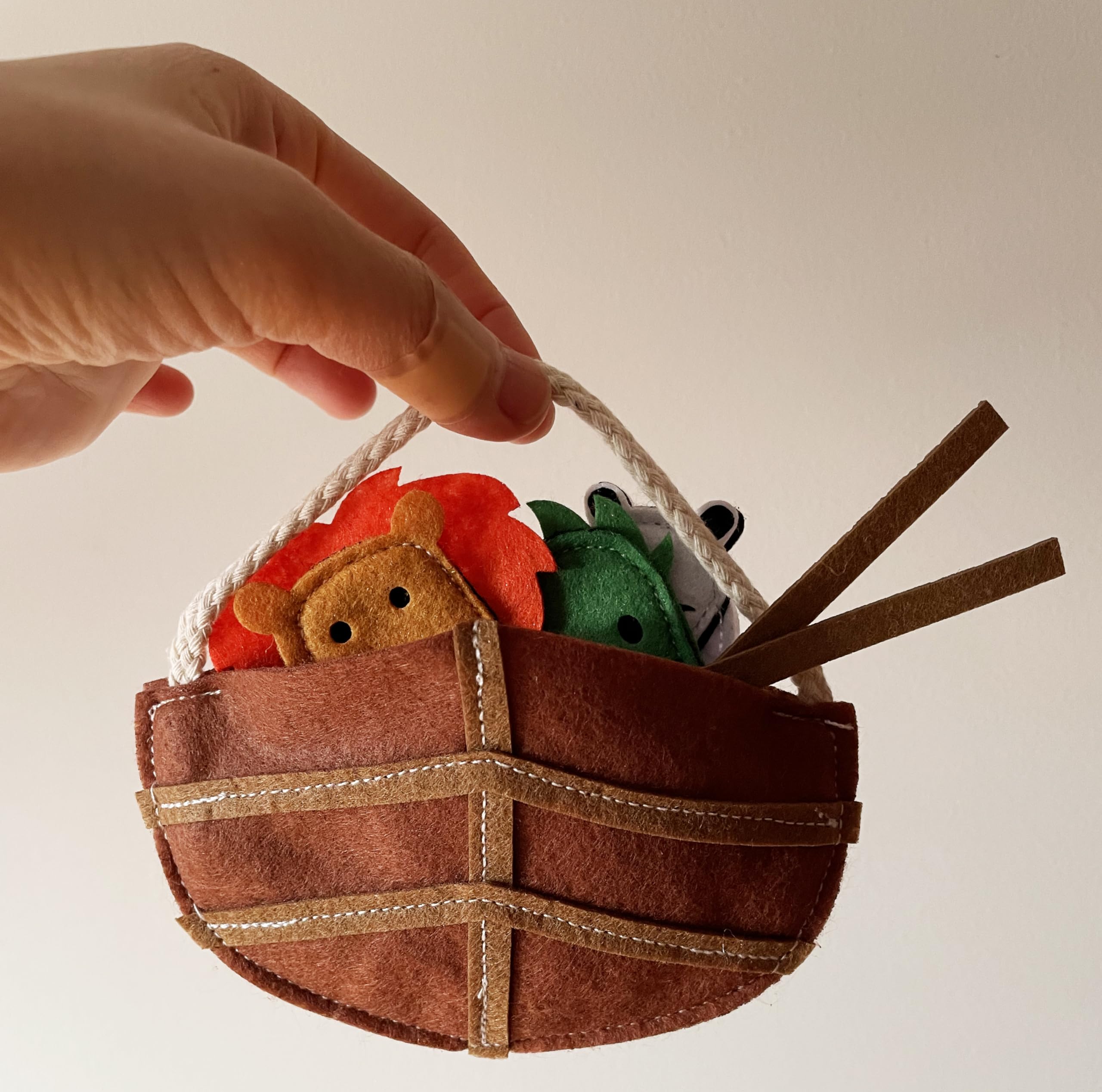 Row Row Row Your Boat Nursery Rhyme Finger Puppet, Miniature - Image 4
