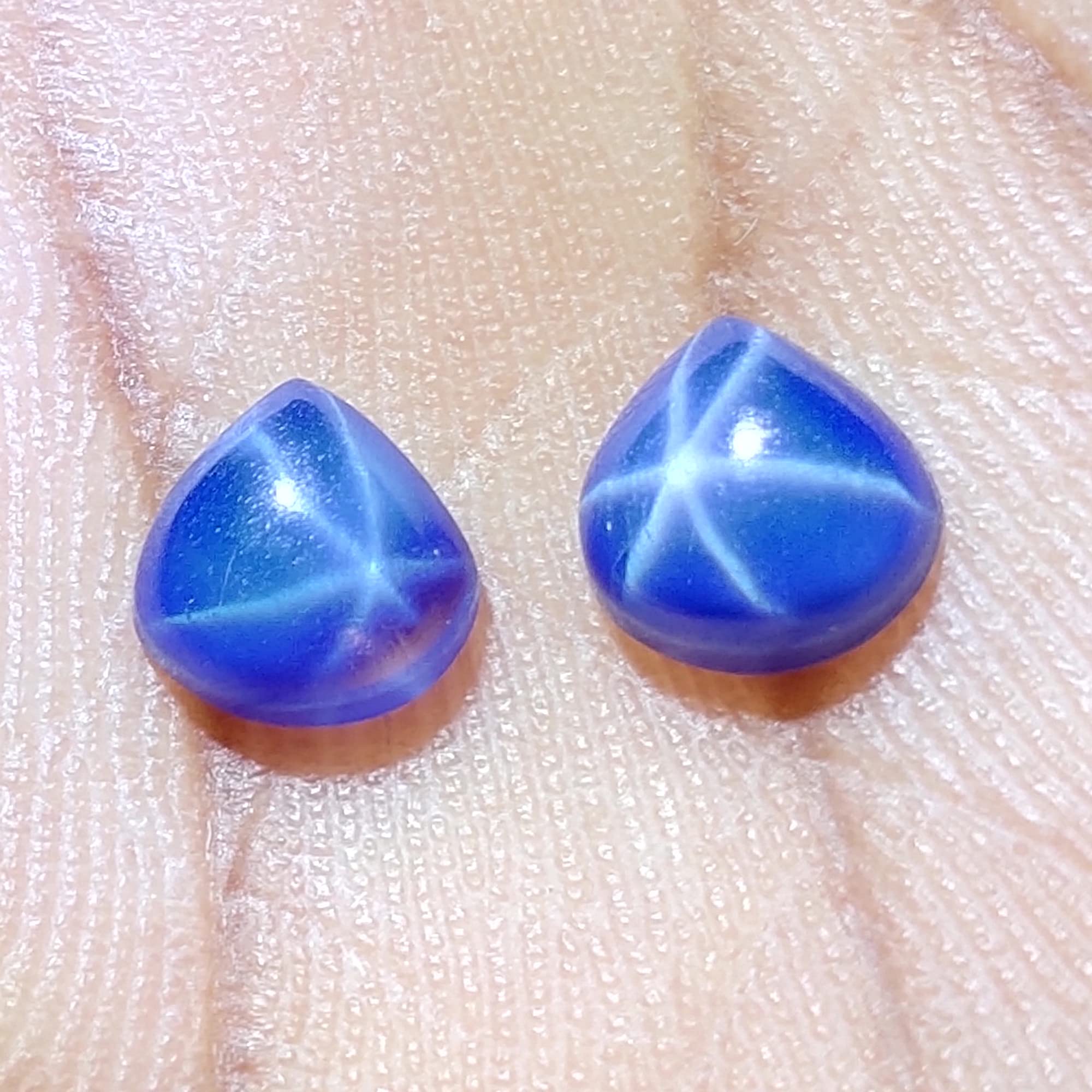 Amazon.com: Natural 6 光芒珍貴星藍藍寶石散寶石配對混合凸圓形藍星