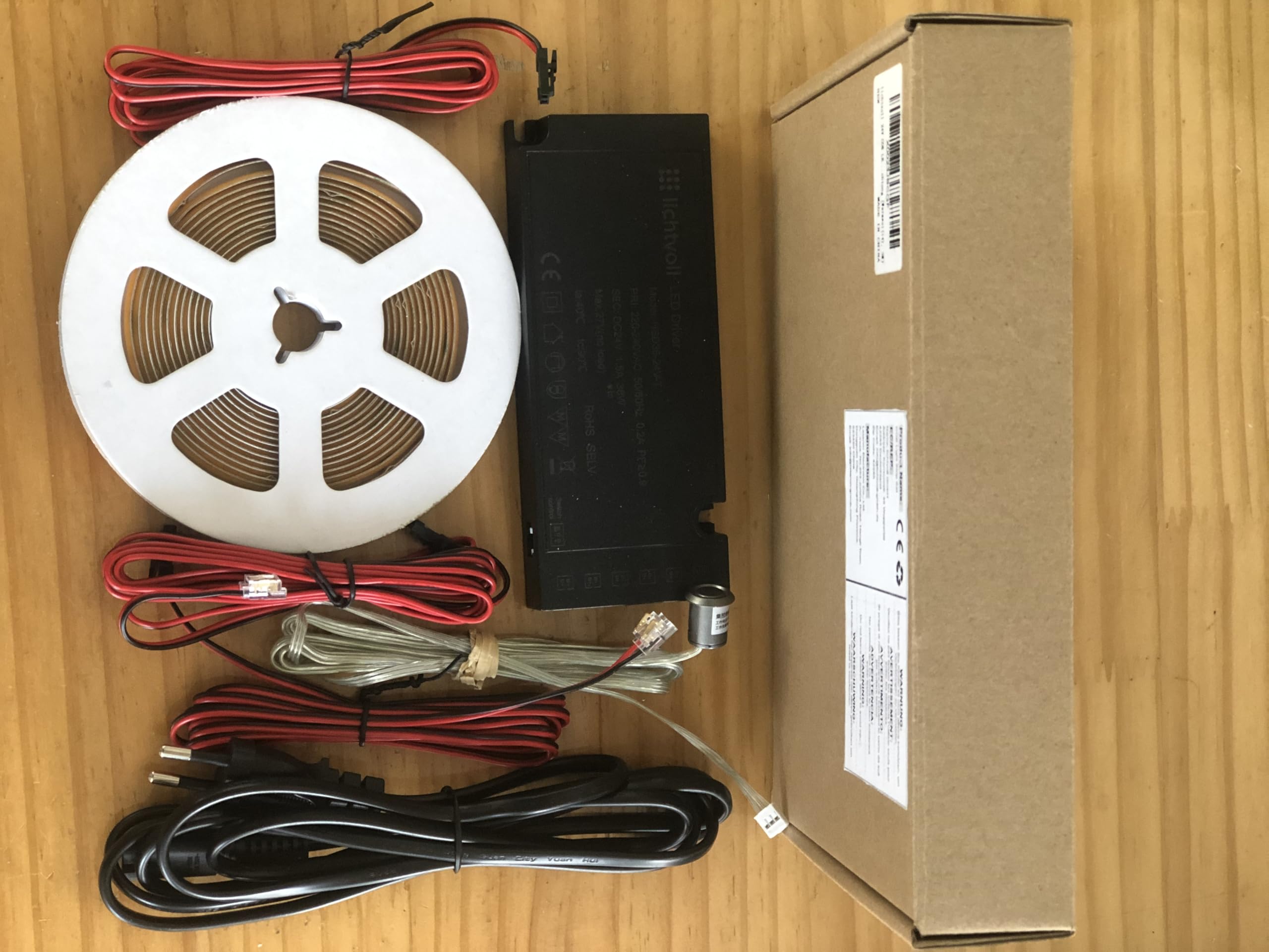 Taśma LED COB 5 m 480 LED/m / 3000 K LED Strip 5 m ciepła z dotykowym ściemniaczem i zasilaczem sieciowym 60 W, oświetlenie podszafkowe, taśma LED do paneli akustycznych, listwa