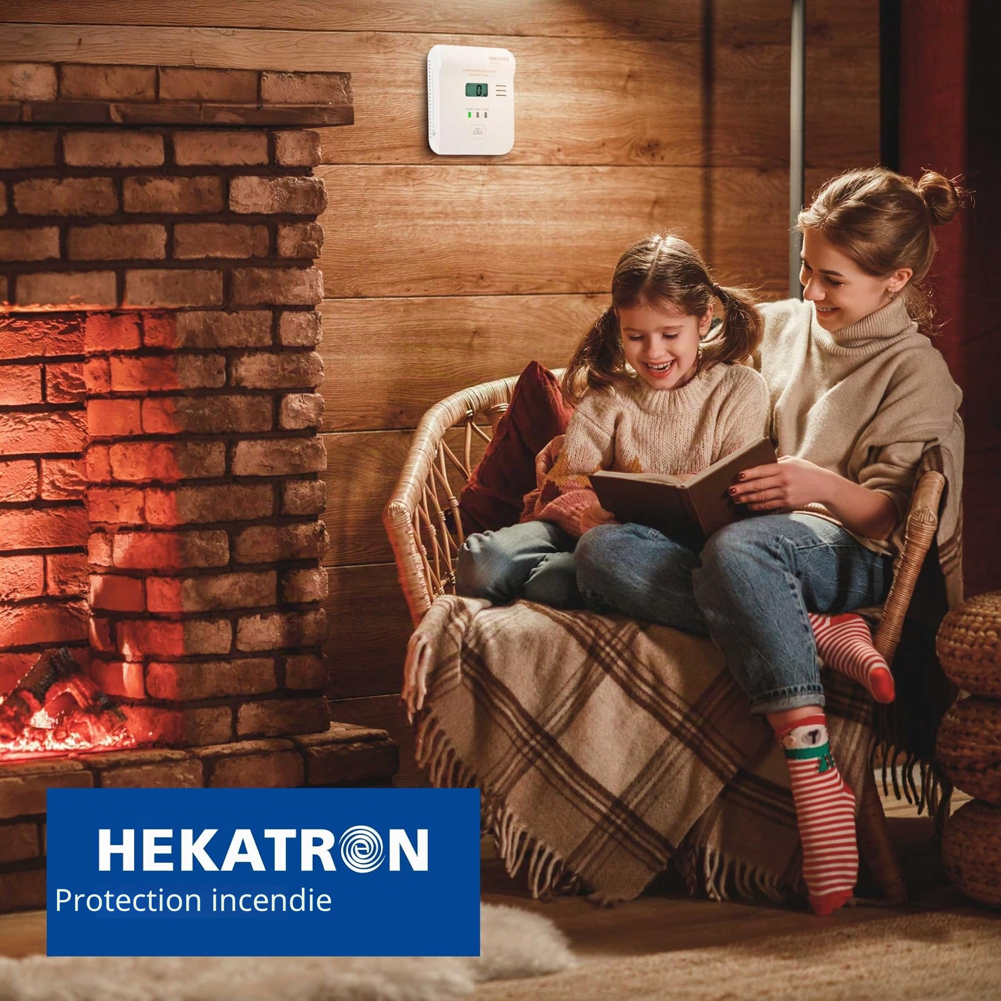 Hekatron KonexXt CO One - Détecteur de monoxyde de Carbone - Batterie 10 Ans - Détecteur de CO avec écran Clair et Bouton d'alarme de Test - Installation Facile