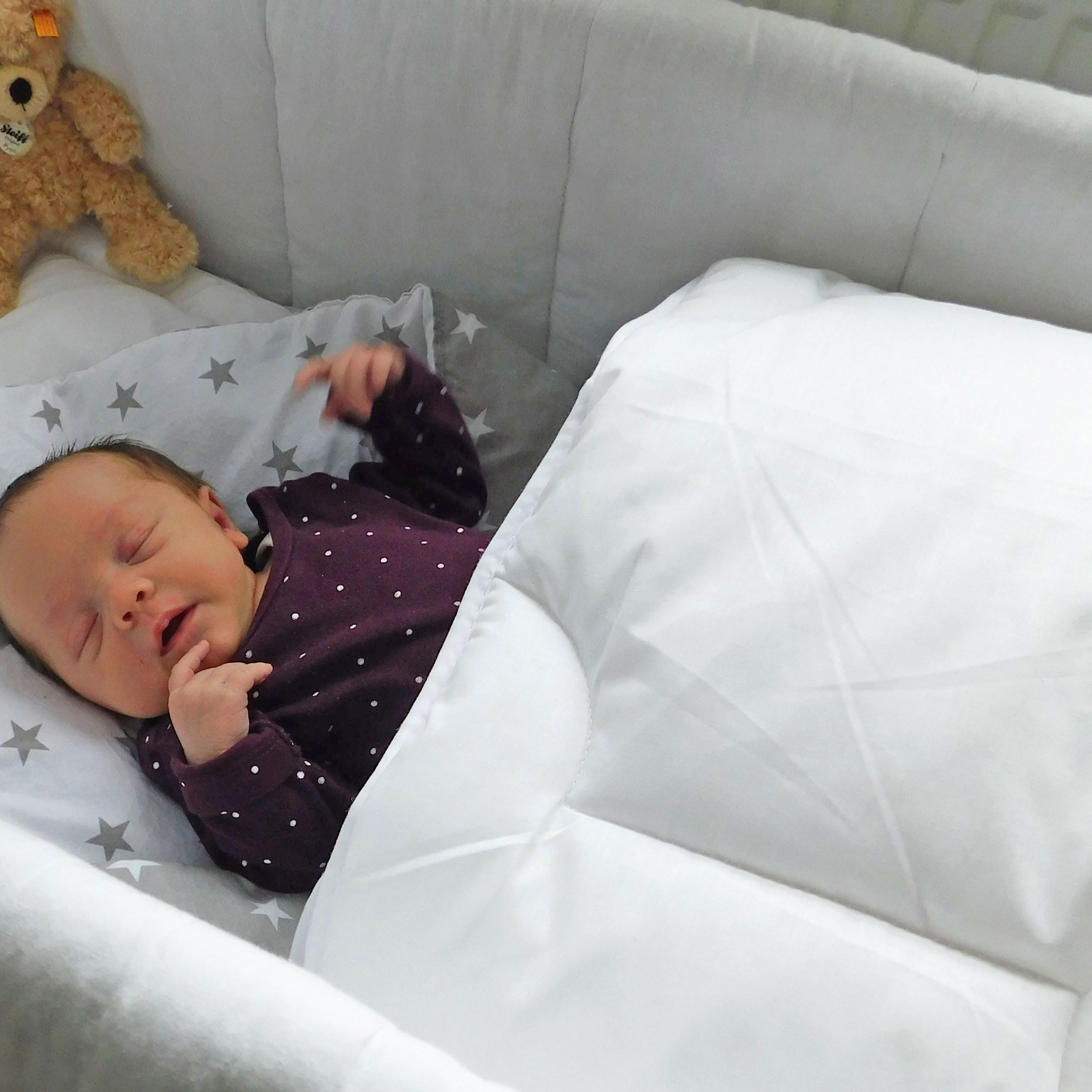 ZOLLNER Couette pour Enfants, 80x80 cm, Microfibre, Convient aux allergiques