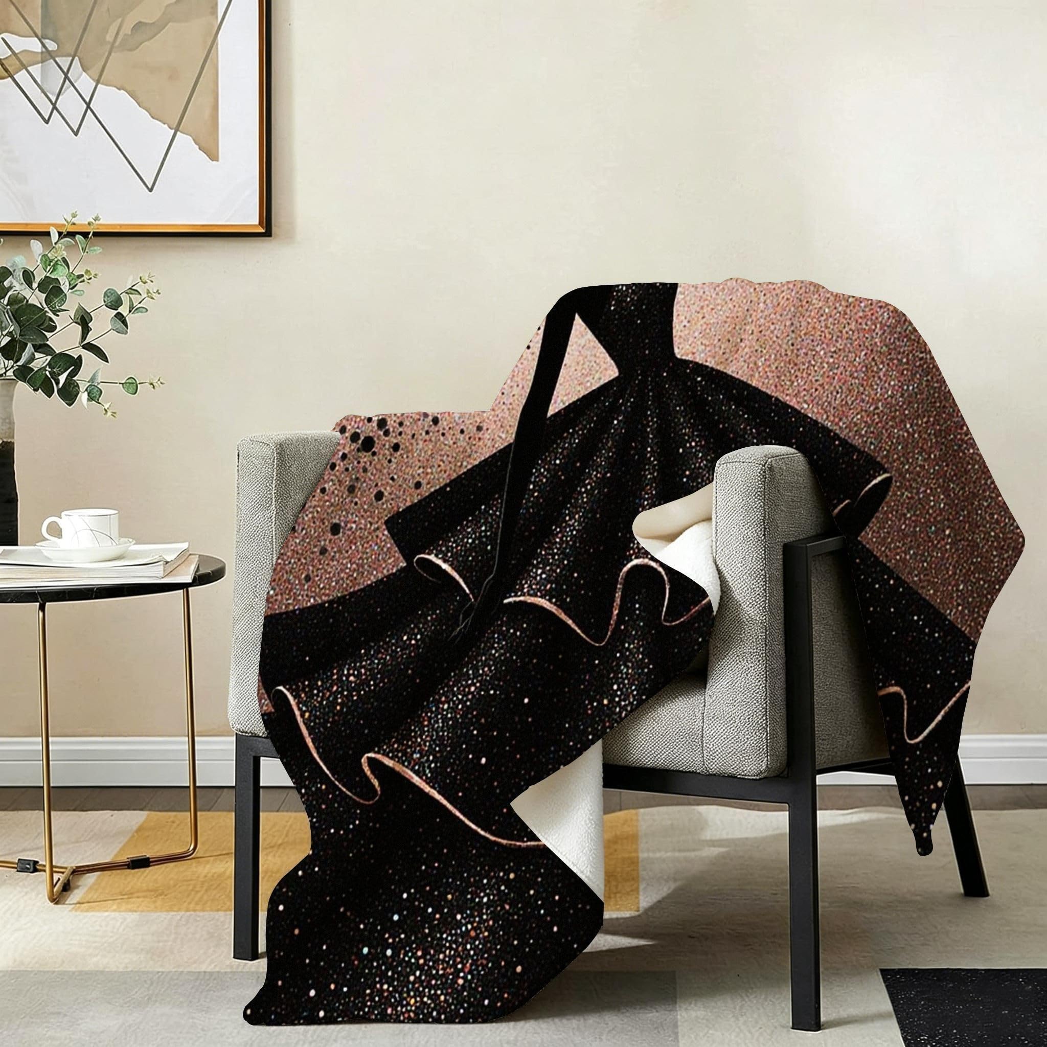 Coperta Pile Matrimoniale 240x260 cm Ragazza Nera, Coperta XXL Super Morbida Multiuso Come Copriletto o Plaid da Salotto, Calda e Leggera, Protezione dal Freddo, AW6918