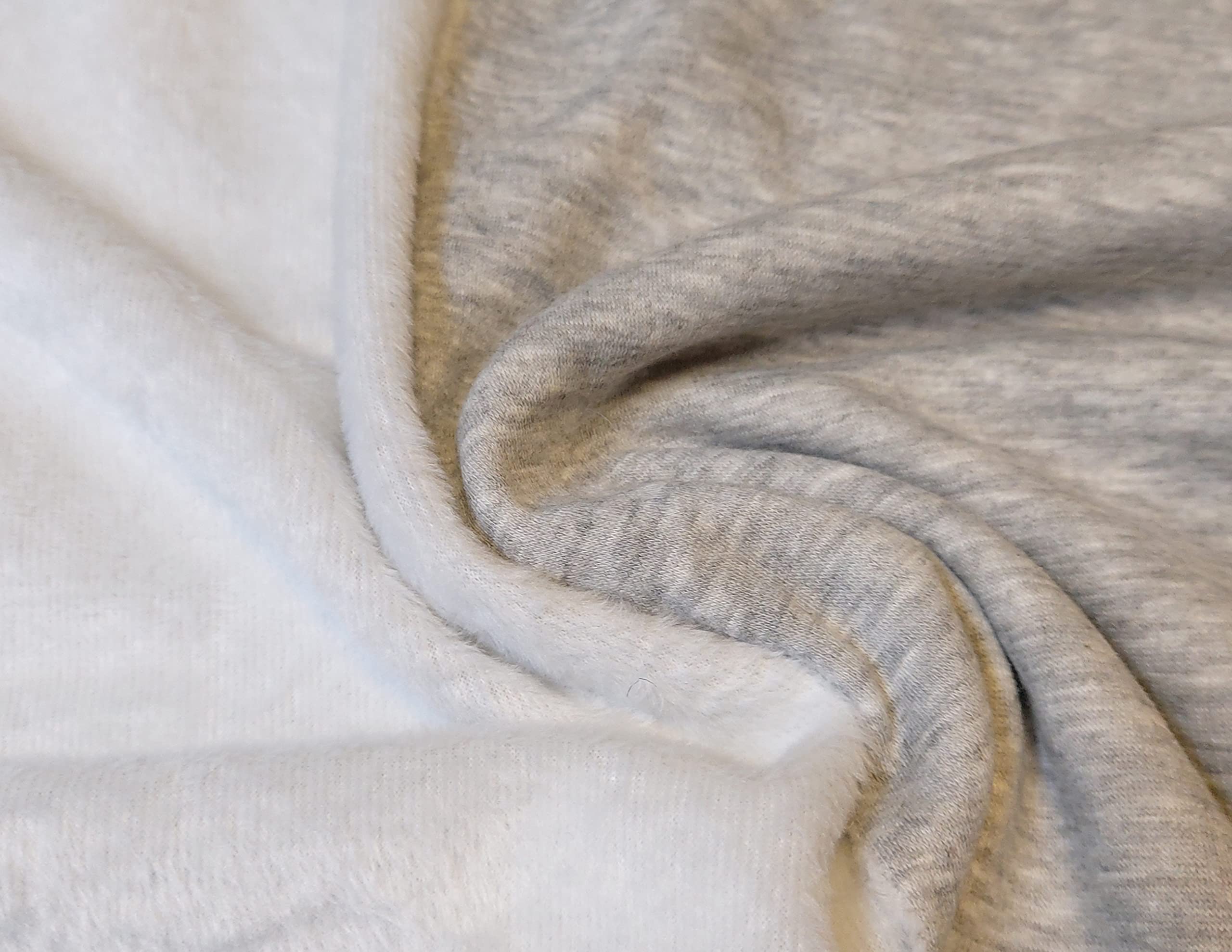 Jersey Coral Cuddlesoft Fleece Purring Fur Fabric Material Light Grey Melange, 1Mtr - 150cm x 100cm