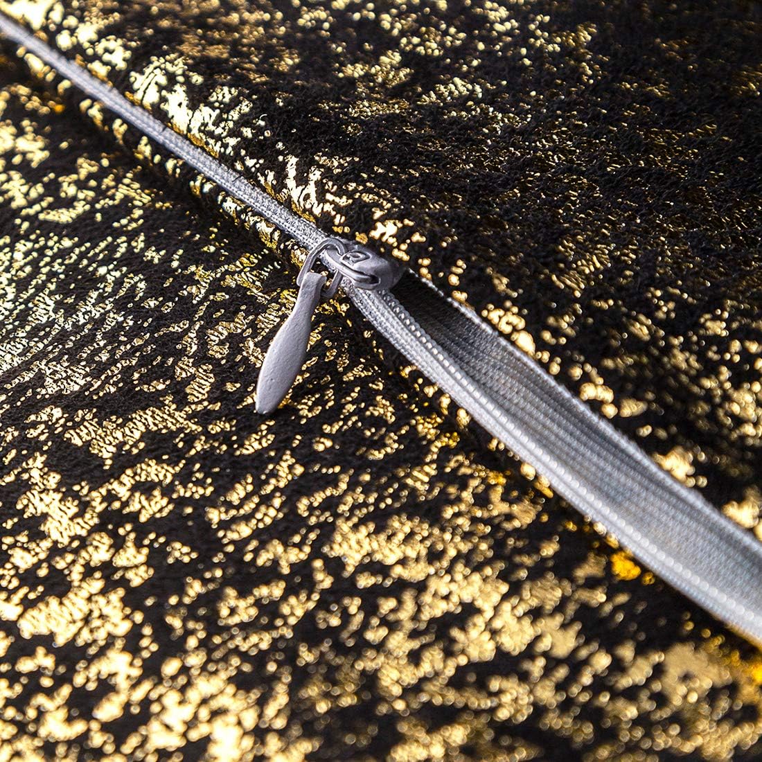 Xinrjojo Pack of 2, Shimmery Pillow, Soft Solid Color Sparkling Decorative Throw Pillow Covers Set, Cushion Cases Pillowcases for Sofa Bedroom Car, 22 x22 Inch 55 x 55cm (Bronzing- Black)