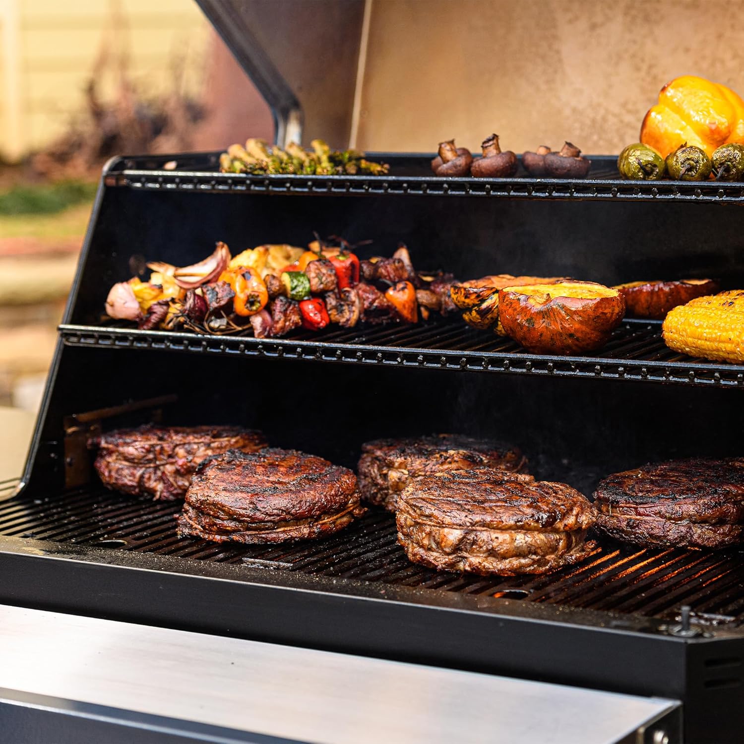 Masterbuilt® Gravity Series® 1050 Smoker Grill - Digital Charcoal Combo Grill with Free App, 1,050 Cooking Square Inches in Black, Model MB20041220