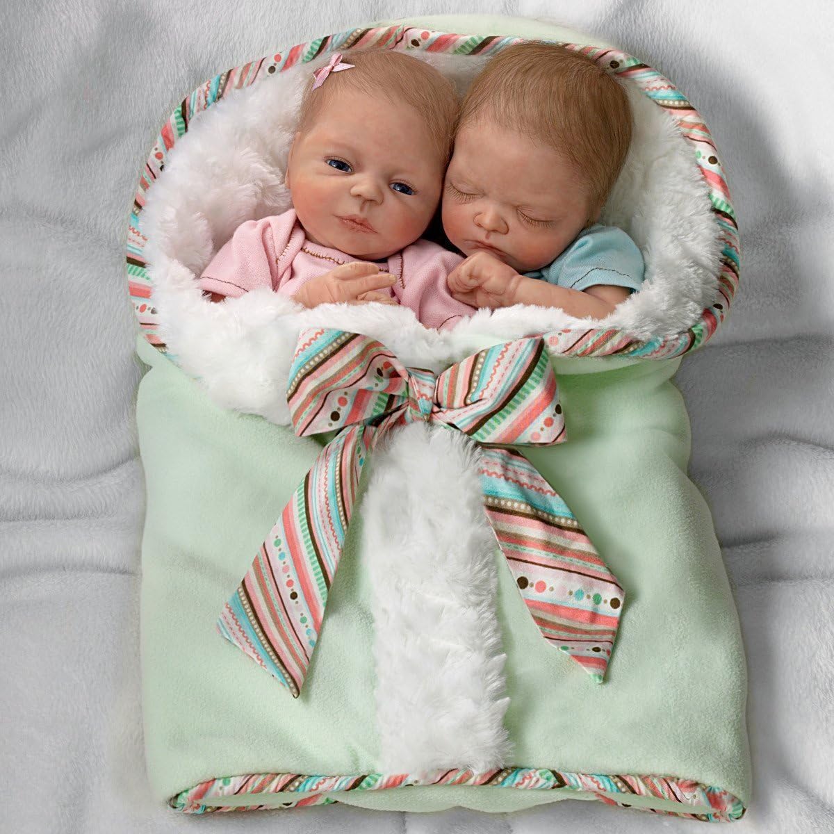 Ashton-Drake Madison and Mason Twin Baby Dolls Set, 13 inches, So Truly Real Collection by Donna Lee
