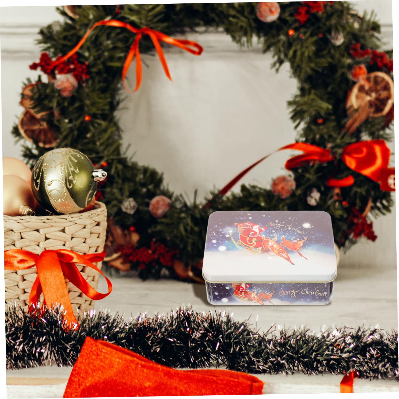 DIKACA 8 Stck. Teiliges Weihnachts Geschenkdosen aus Metallblech mit Deckeln Kleine Stabile Aufbewahrungsboxen für Grußkarten Kekse und Dekorative Geschenkverpackung mit Festlichen