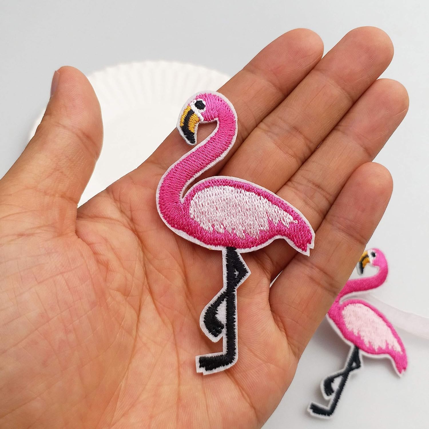 1.8“x 3.2" 12pcs Tropical Flamingo Iron On Sew On Embroidered Patches Appliques Machine Embroidery Needlecraft Sewing Kids Girls Boys Projects