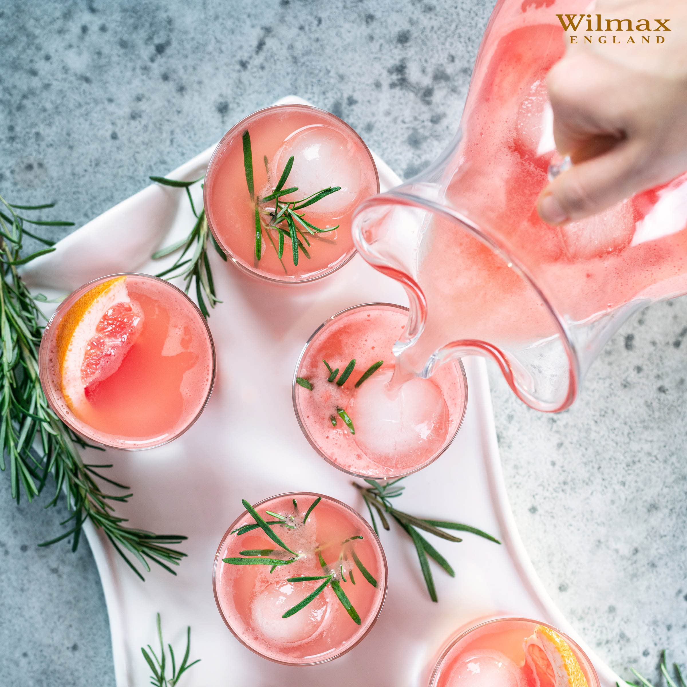 Wilmax Glaskrug 2000 ml | Wasserkrug | Glas-karaffe | Wasserkanne | Glaskaraffe | Weinkaraffe | Glaskanne | WasserKaraffe | Teekanne | Geschenkbox | Transparent | 1 Stück |