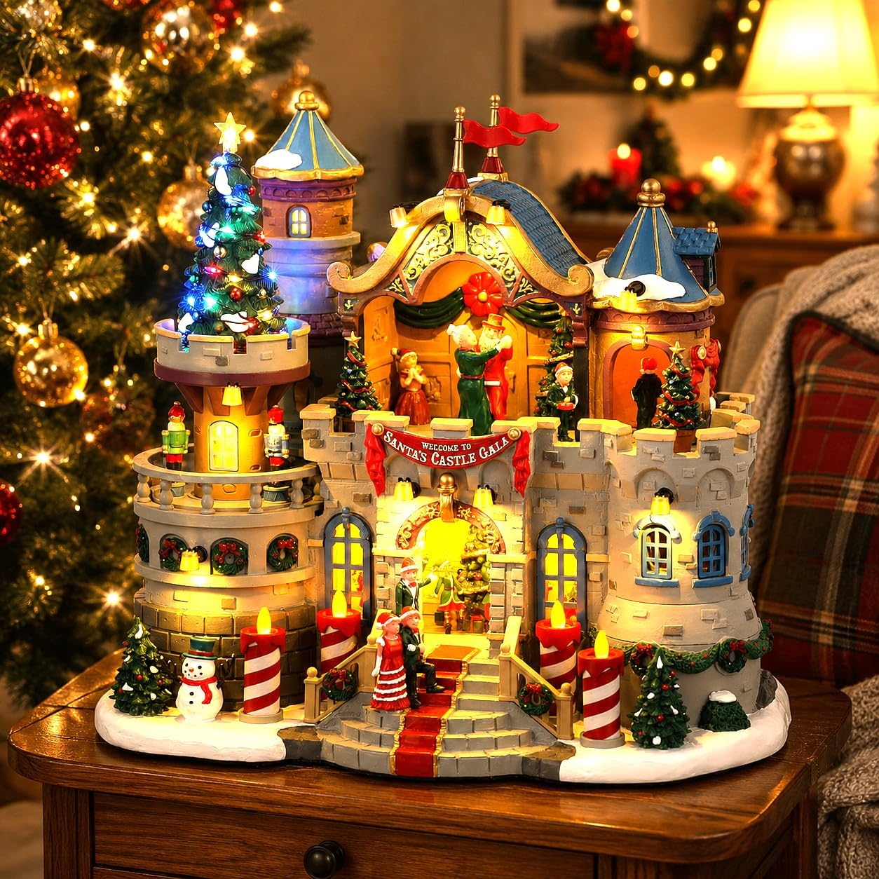 Lemax LED-beleuchtetes Gebäude „Santa's Castle Gala“ aus Harz H24,5 x 27,5 x 17 cm