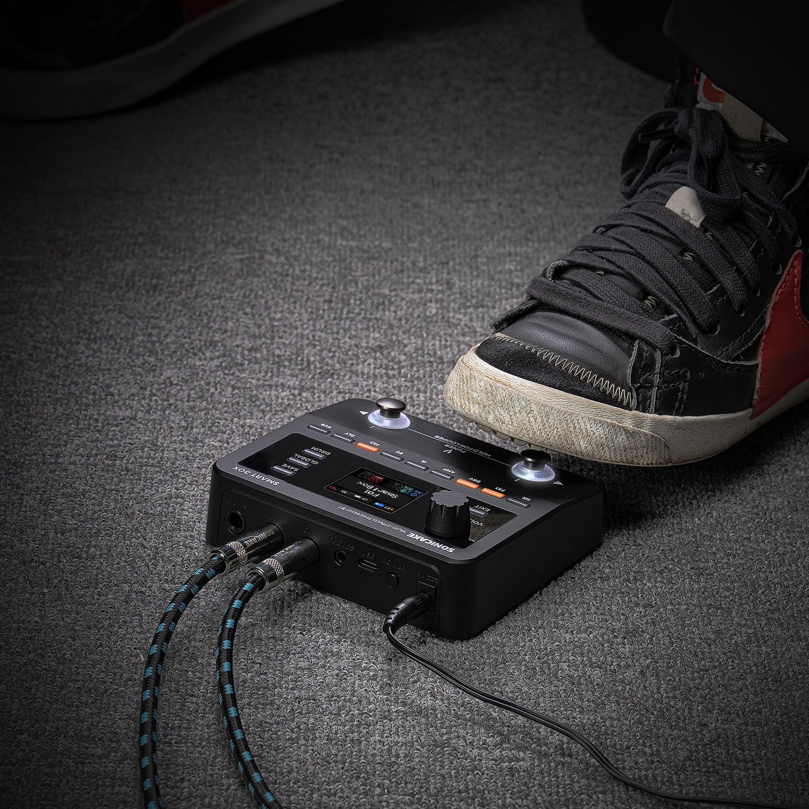 SONICAKE Processore Multi-Effetti per Chitarra/Basso, 130+ Effetti, Supporto NAM/IR, Looper, Tuner/Metronomo Integrati, Uscita Stereo Smart Box QME-20