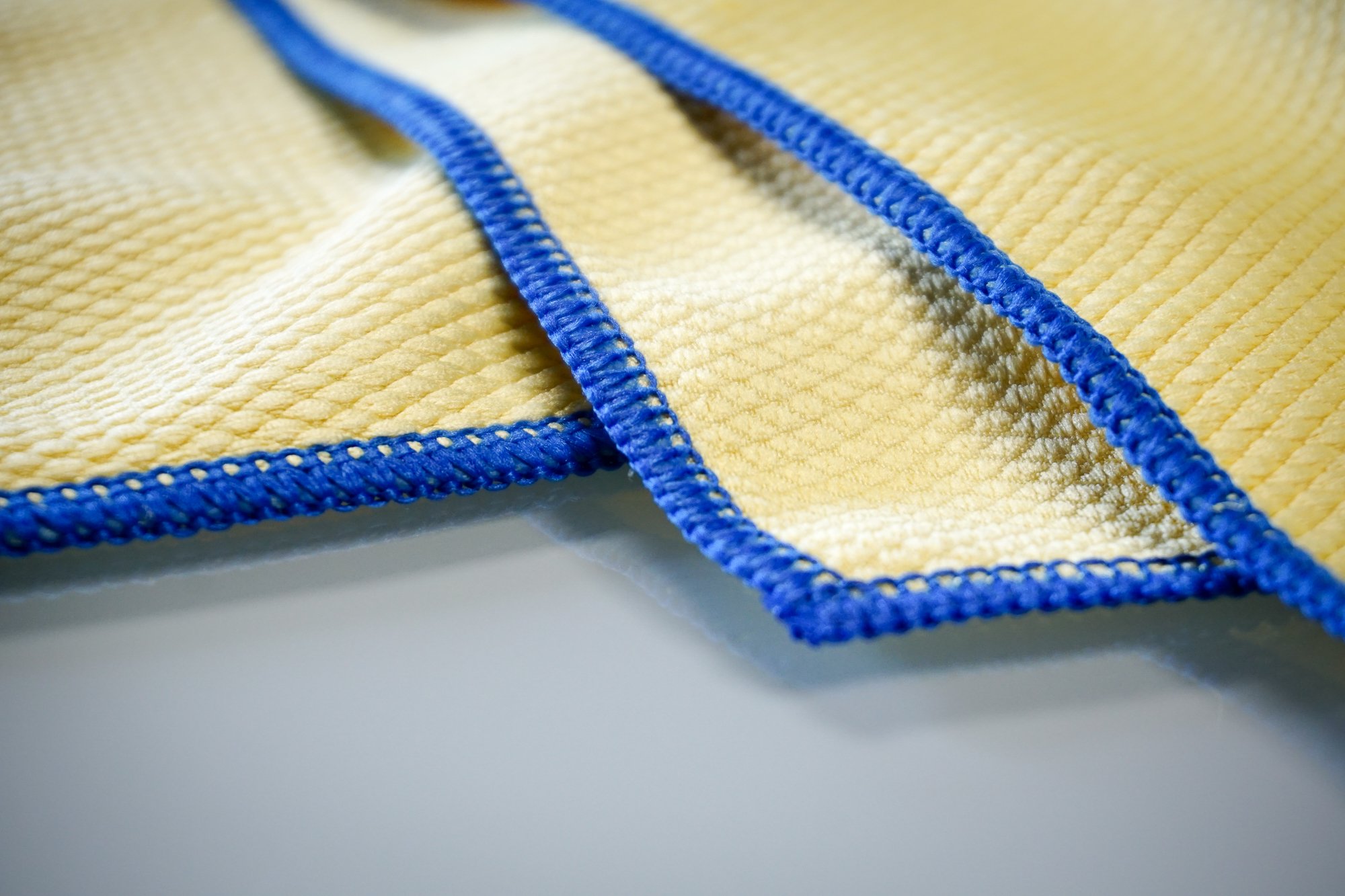 ELEXACLEAN Fenstertuch streifenfrei, Premium Mikrofaser Scheibentuch (12 Stück, 60x40 cm, gelb), Glas Putztücher Autotuch für Innen & Außen