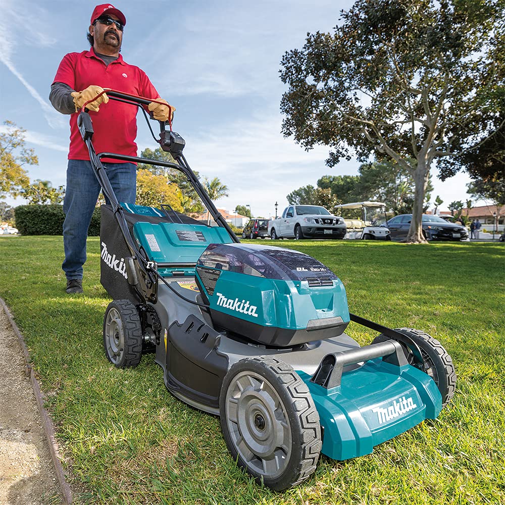 Makita DLM532Z kosiarka akumulatorowa 2 x 18 V (bez akumulatora, bez ładowarki)